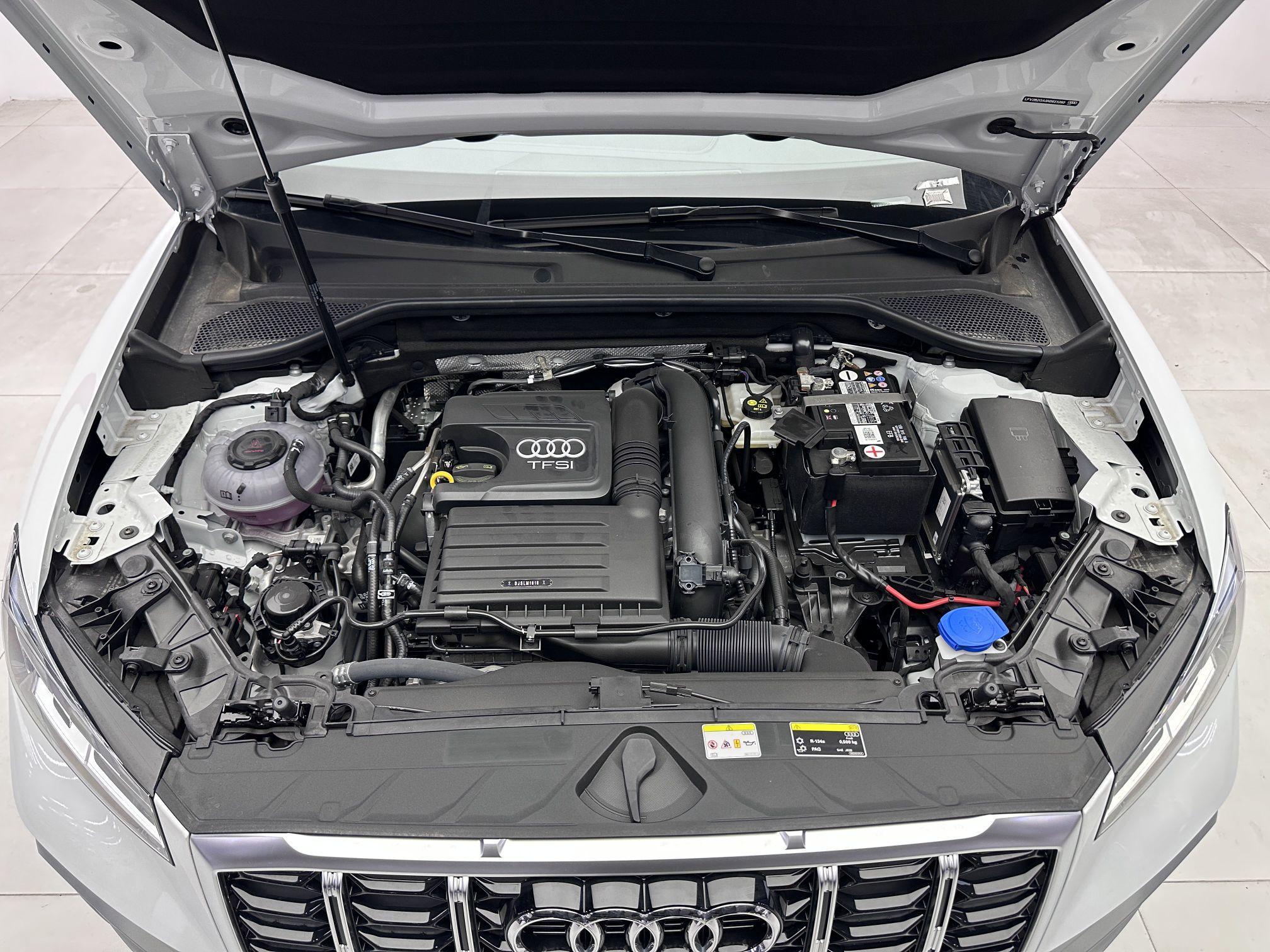 奥迪Q2L 2022款 35 TFSI 进取致雅型