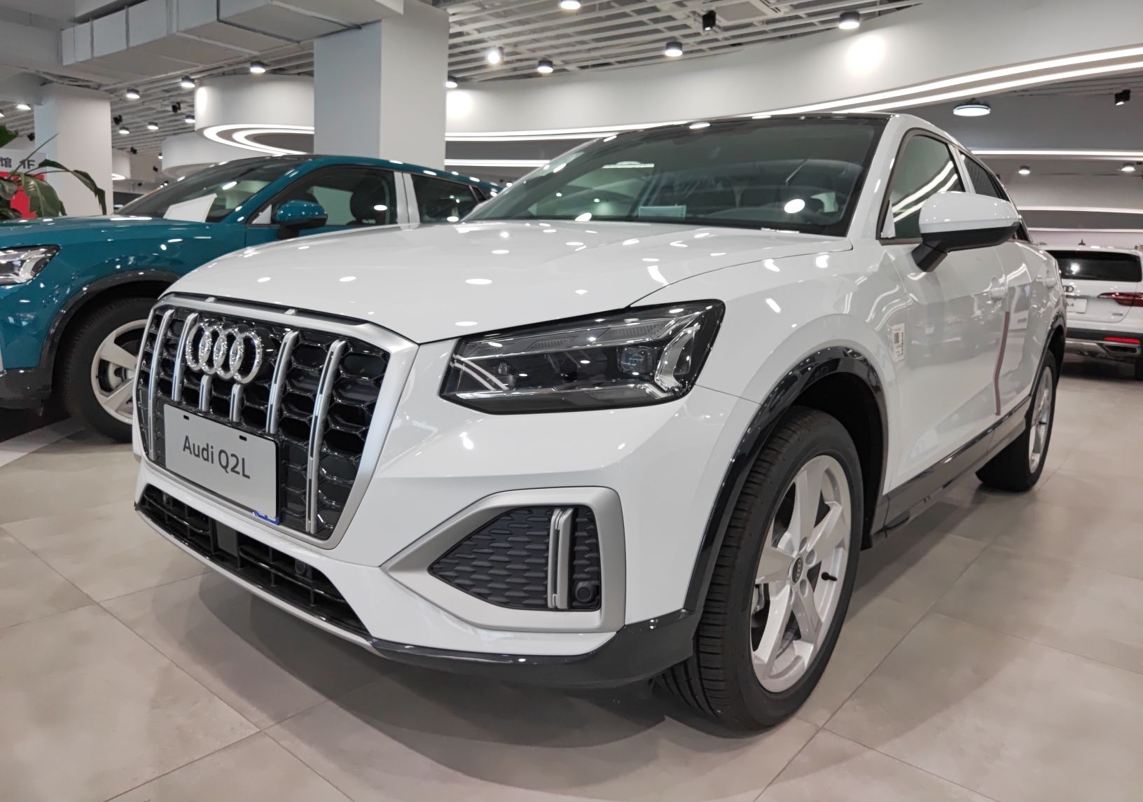 奥迪Q2L 2022款 35 TFSI 进取致雅型