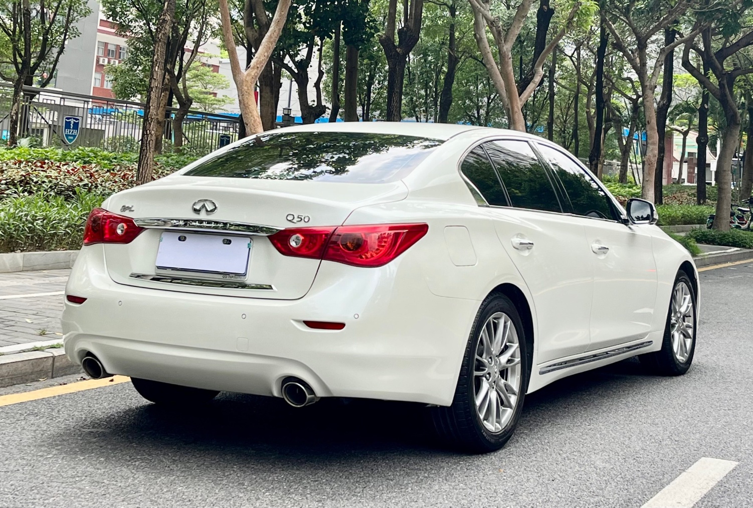 英菲尼迪Q50L 2016款 2.0T 进取版