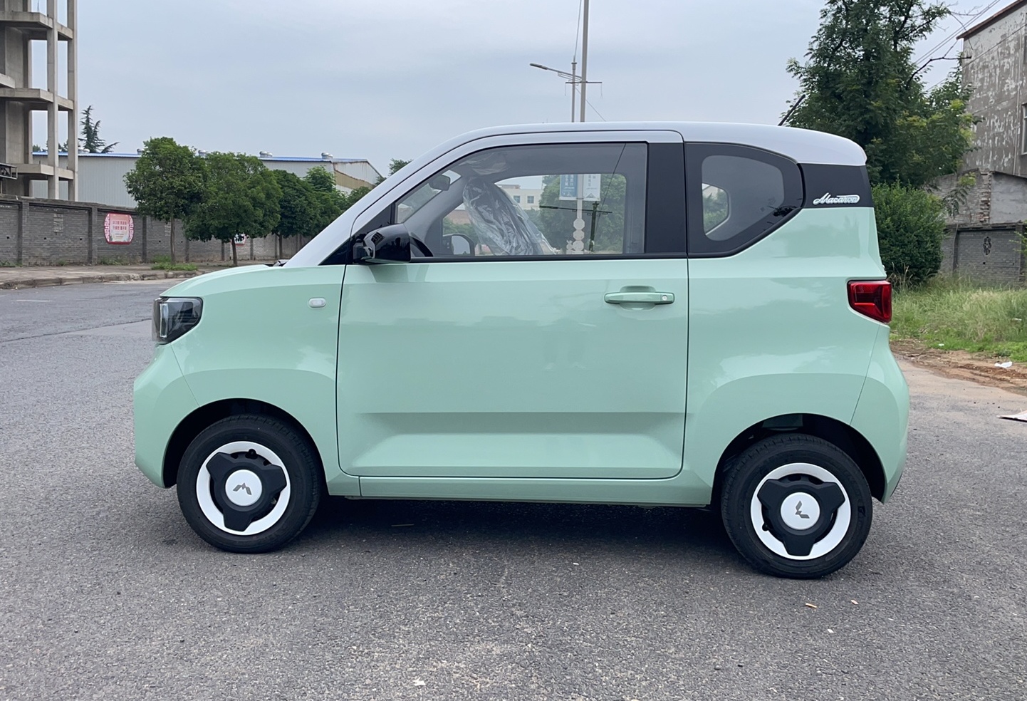 五菱汽车 宏光MINI EV 2021款 马卡龙臻享款 磷酸铁锂