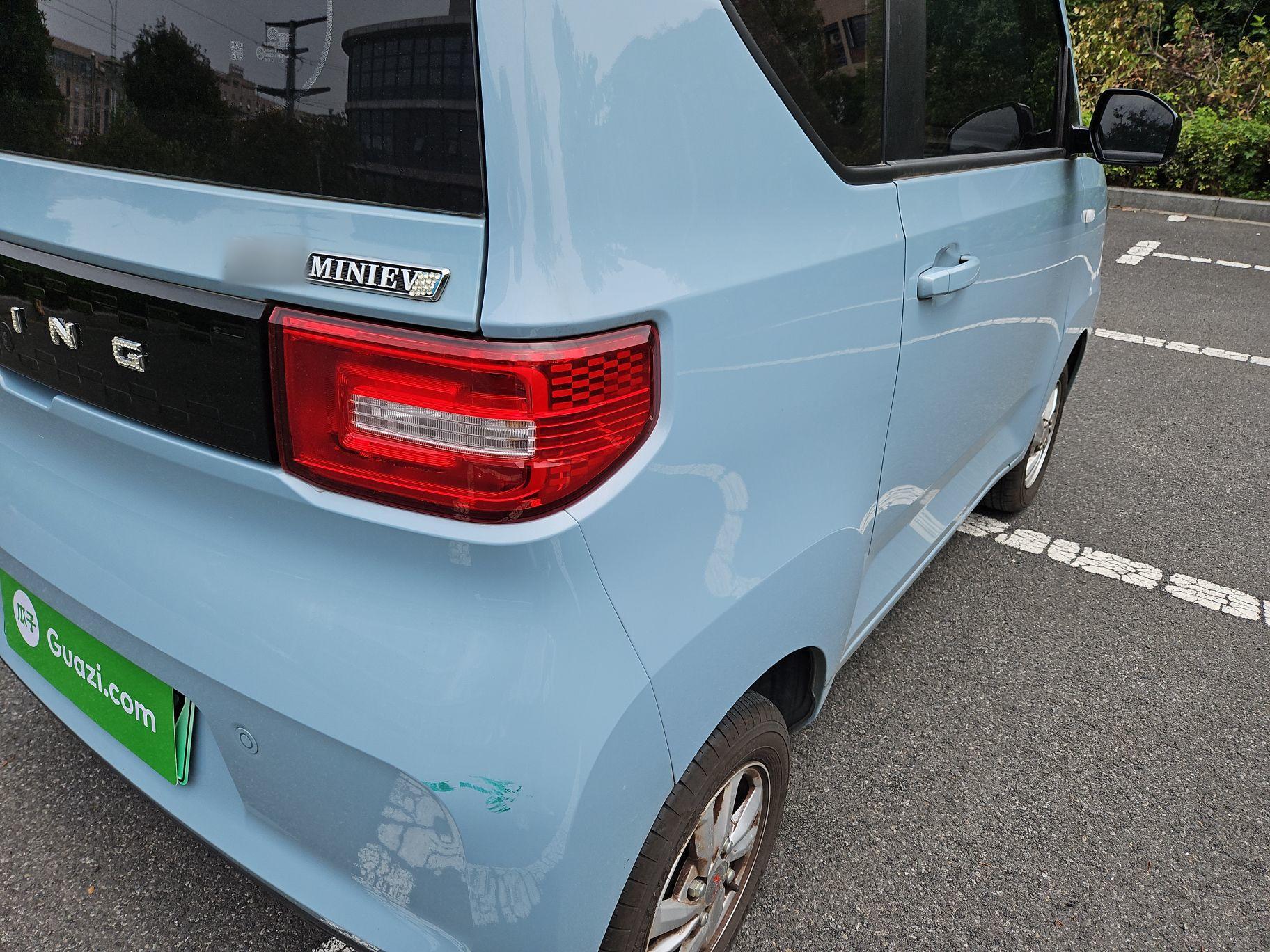 五菱汽车 宏光MINI EV 2021款 马卡龙时尚款 磷酸铁锂