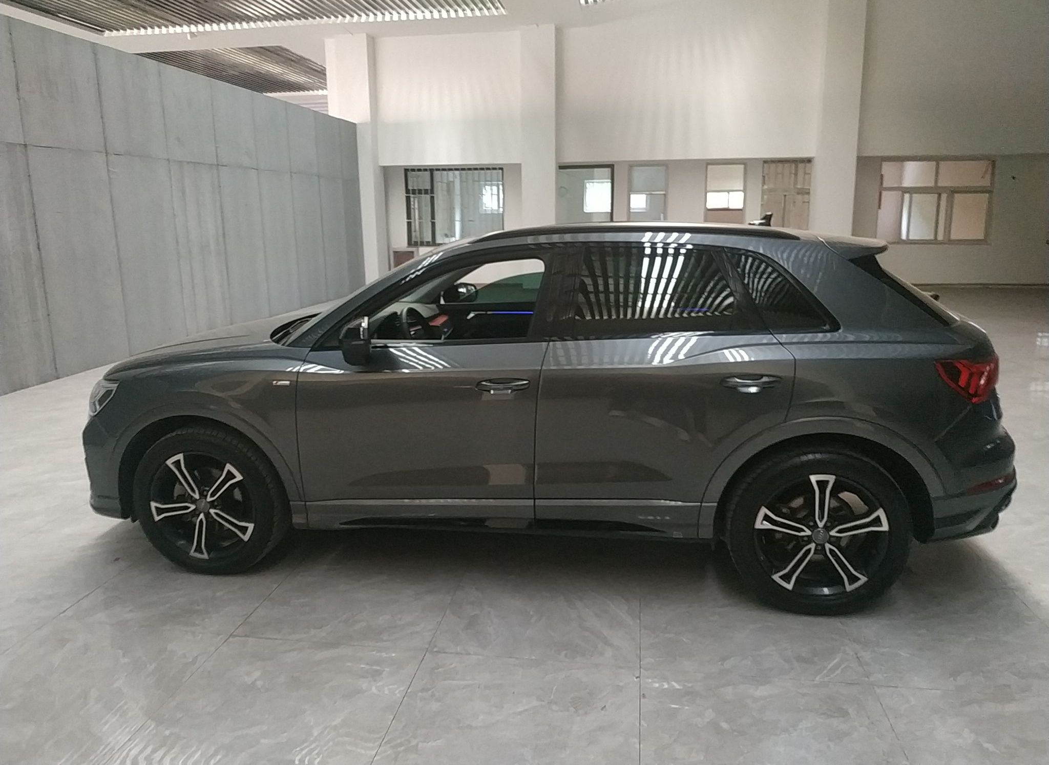 奥迪Q3 2020款 40 TFSI 时尚动感型