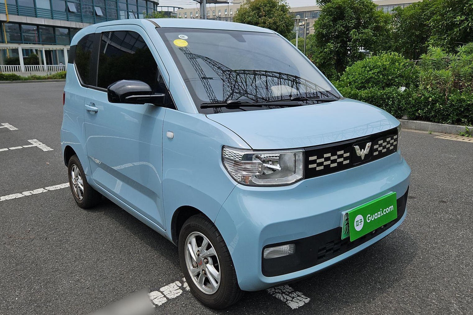 五菱汽车 宏光MINI EV 2021款 马卡龙时尚款 磷酸铁锂