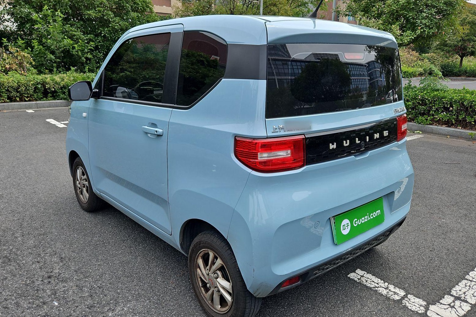 五菱汽车 宏光MINI EV 2021款 马卡龙时尚款 磷酸铁锂