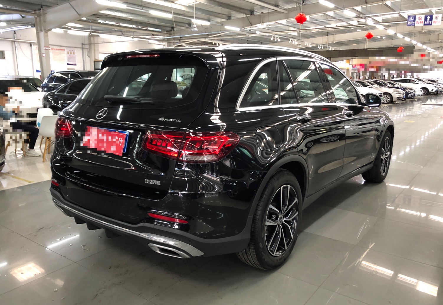 奔驰GLC级 2022款 改款 GLC 260 L 4MATIC 豪华型