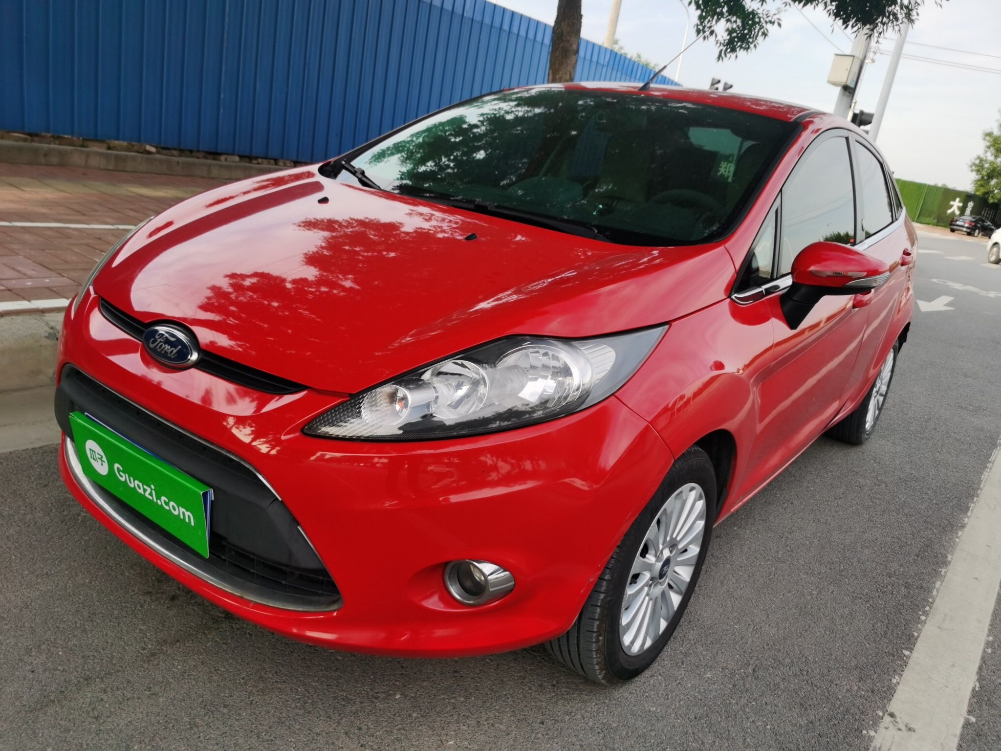 福特 嘉年华 2011款 三厢 1.5L 自动时尚型