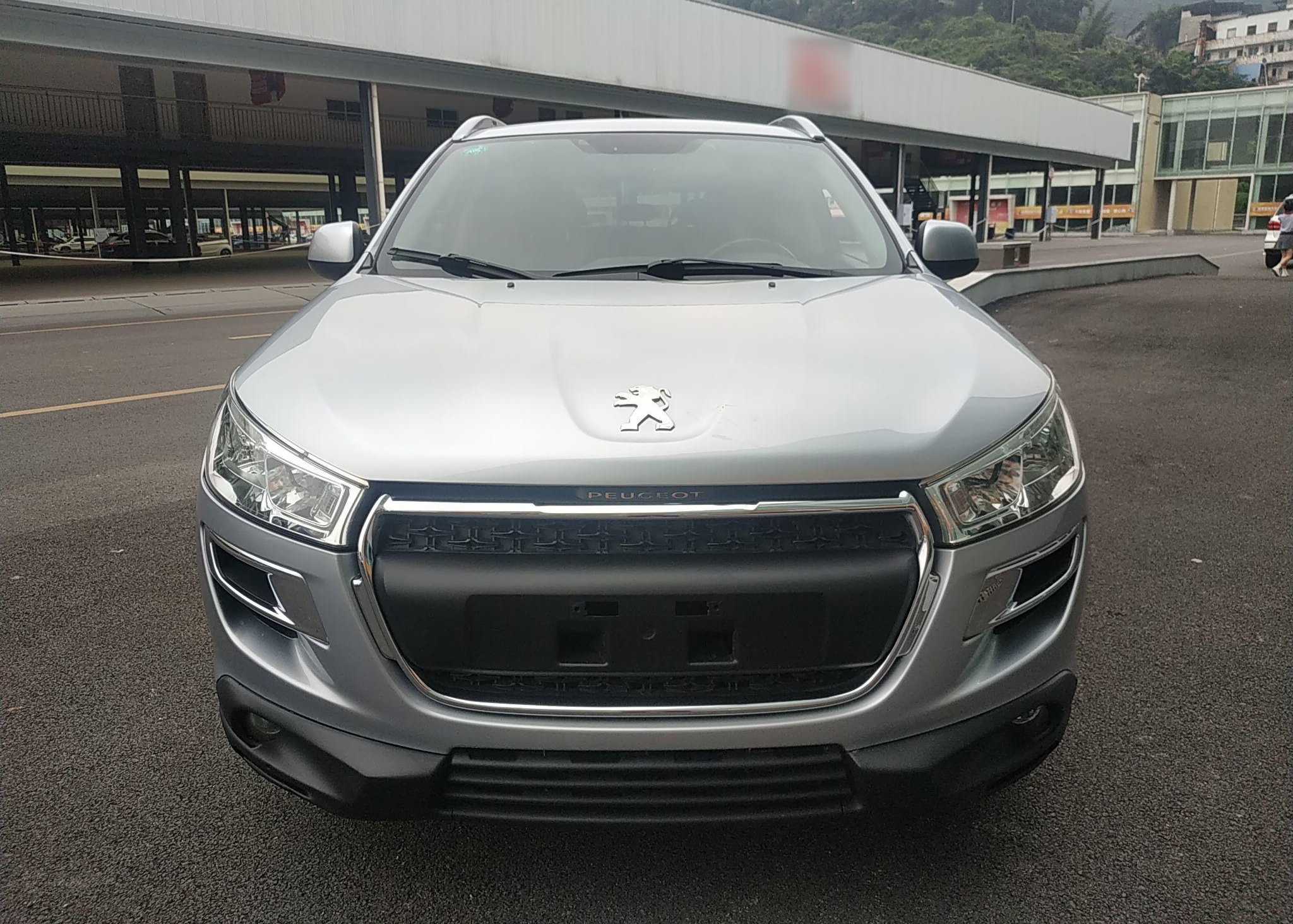 标致4008 2013款 2.0L 四驱时尚型(进口)