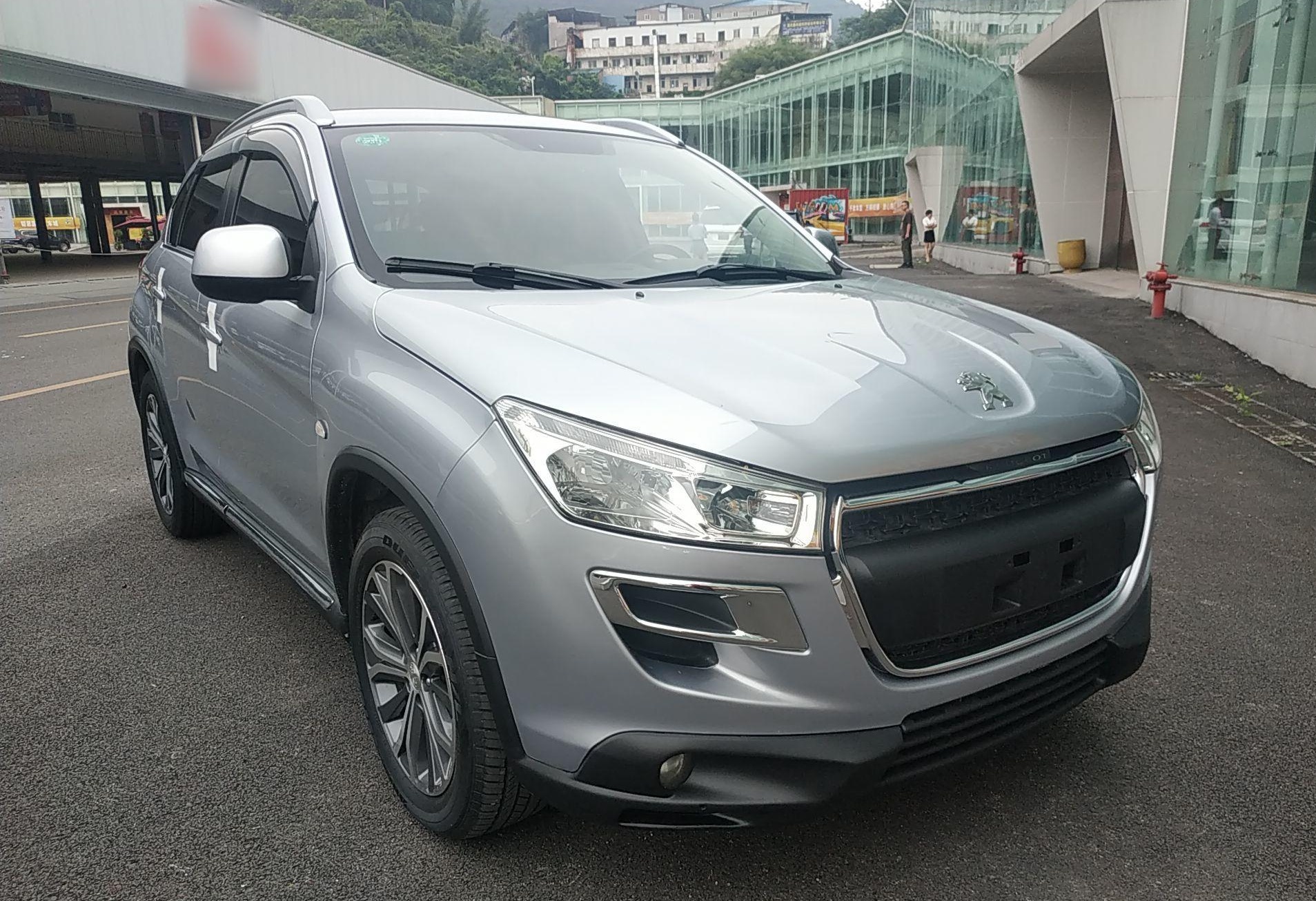 标致4008 2013款 2.0L 四驱时尚型(进口)