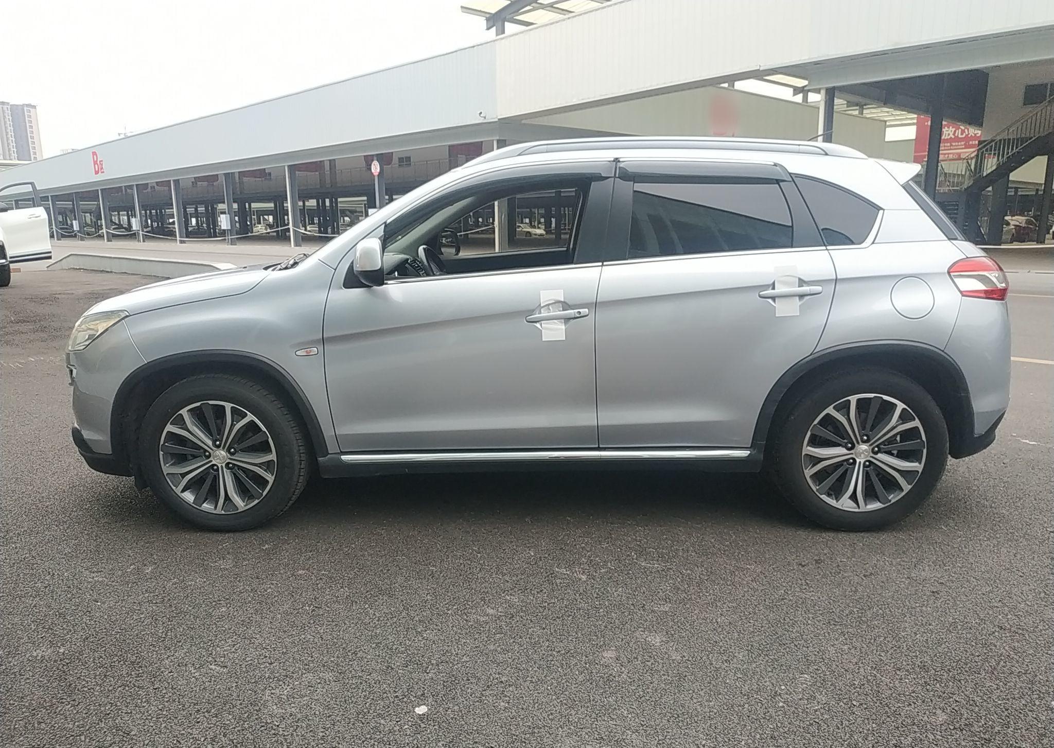 标致4008 2013款 2.0L 四驱时尚型(进口)