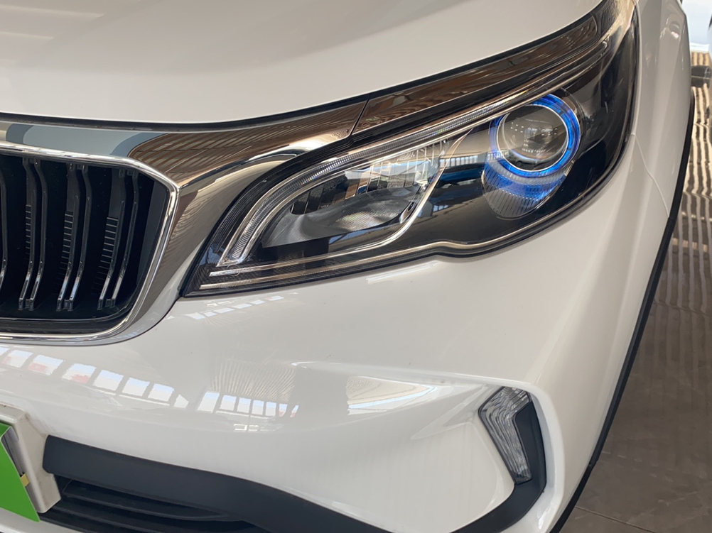 睿蓝汽车X3 PRO 2022款 1.5L 手动小萌