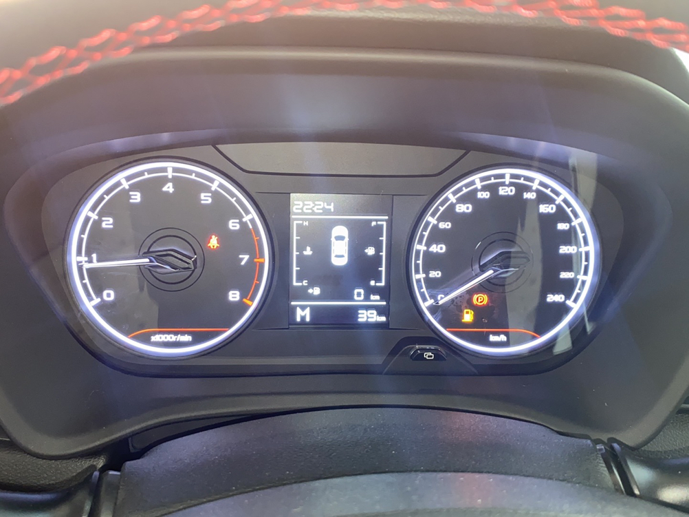 睿蓝汽车X3 PRO 2022款 1.5L 手动小萌