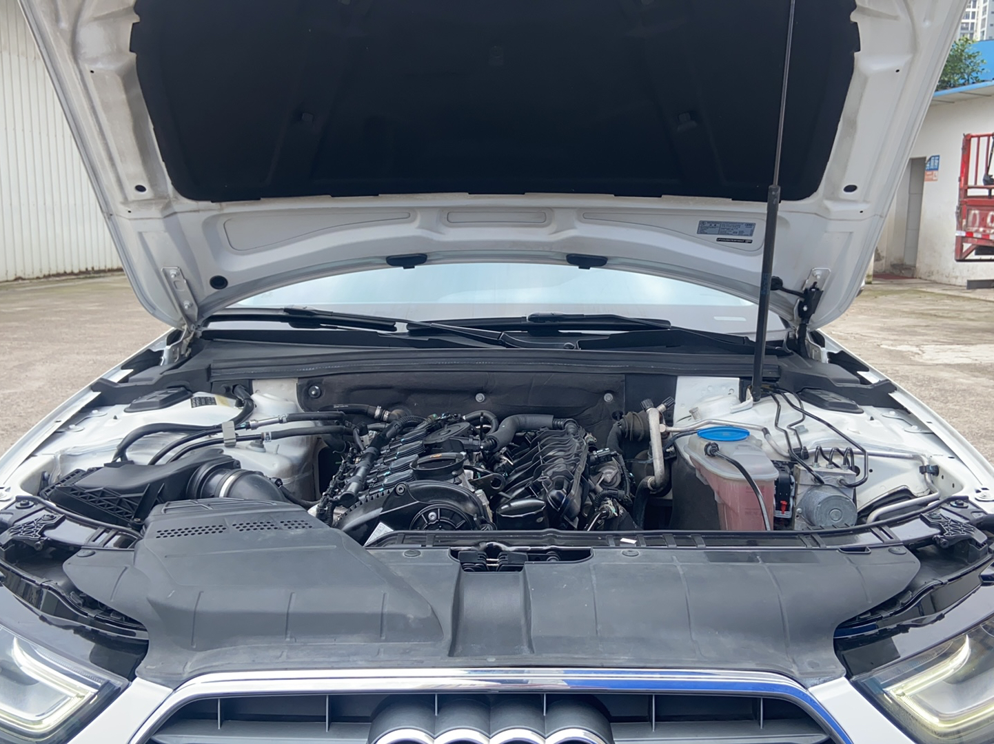 奥迪A4L 2013款 35 TFSI 自动舒适型