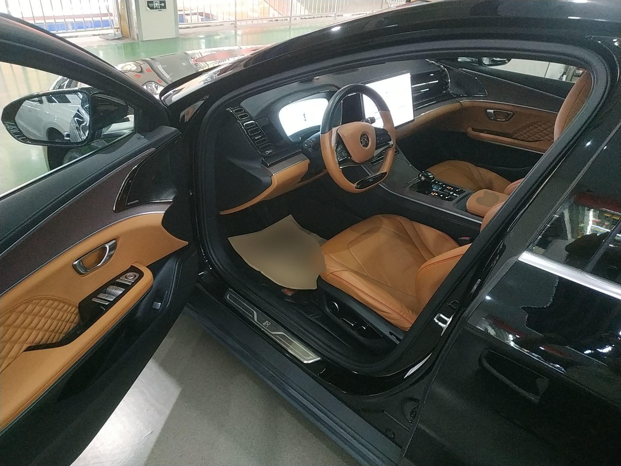 比亚迪 汉 2022款 EV 创世版 610KM四驱尊享型