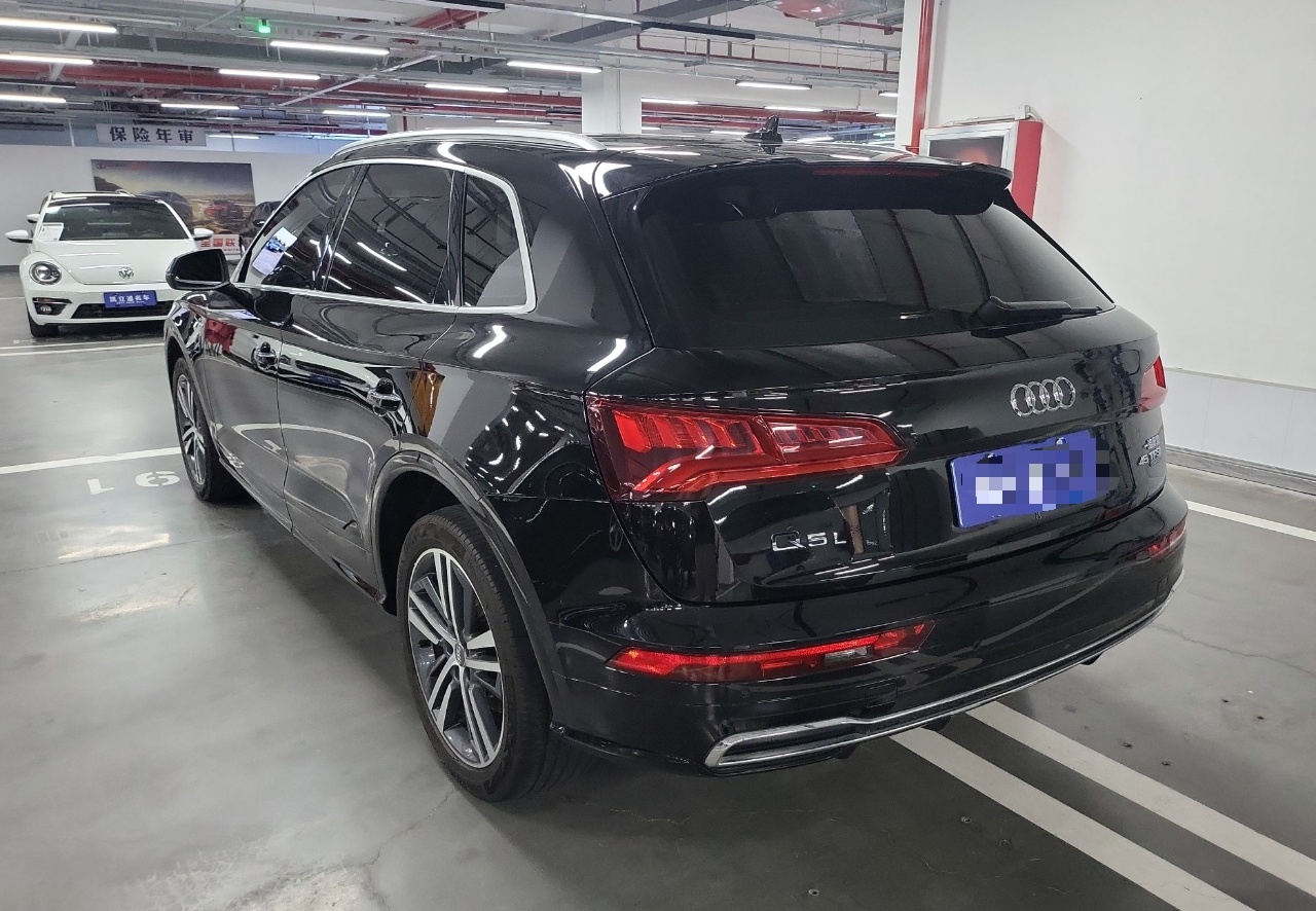 奥迪Q5L 2020款 45 TFSI 尊享时尚型