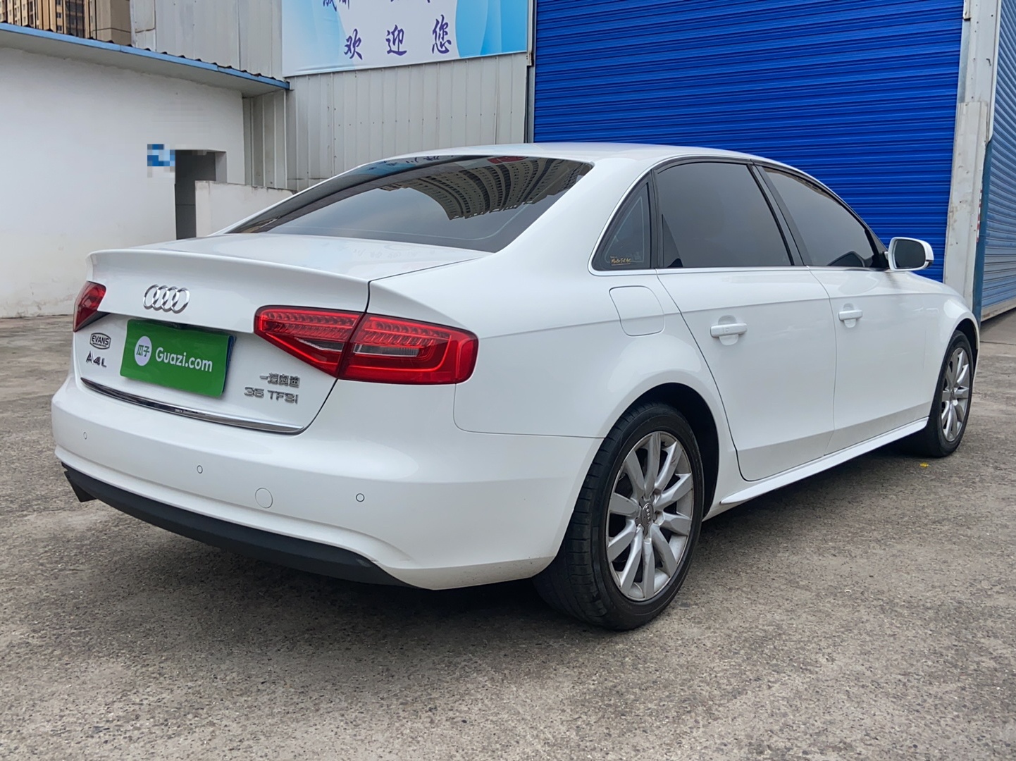 奥迪A4L 2013款 35 TFSI 自动舒适型