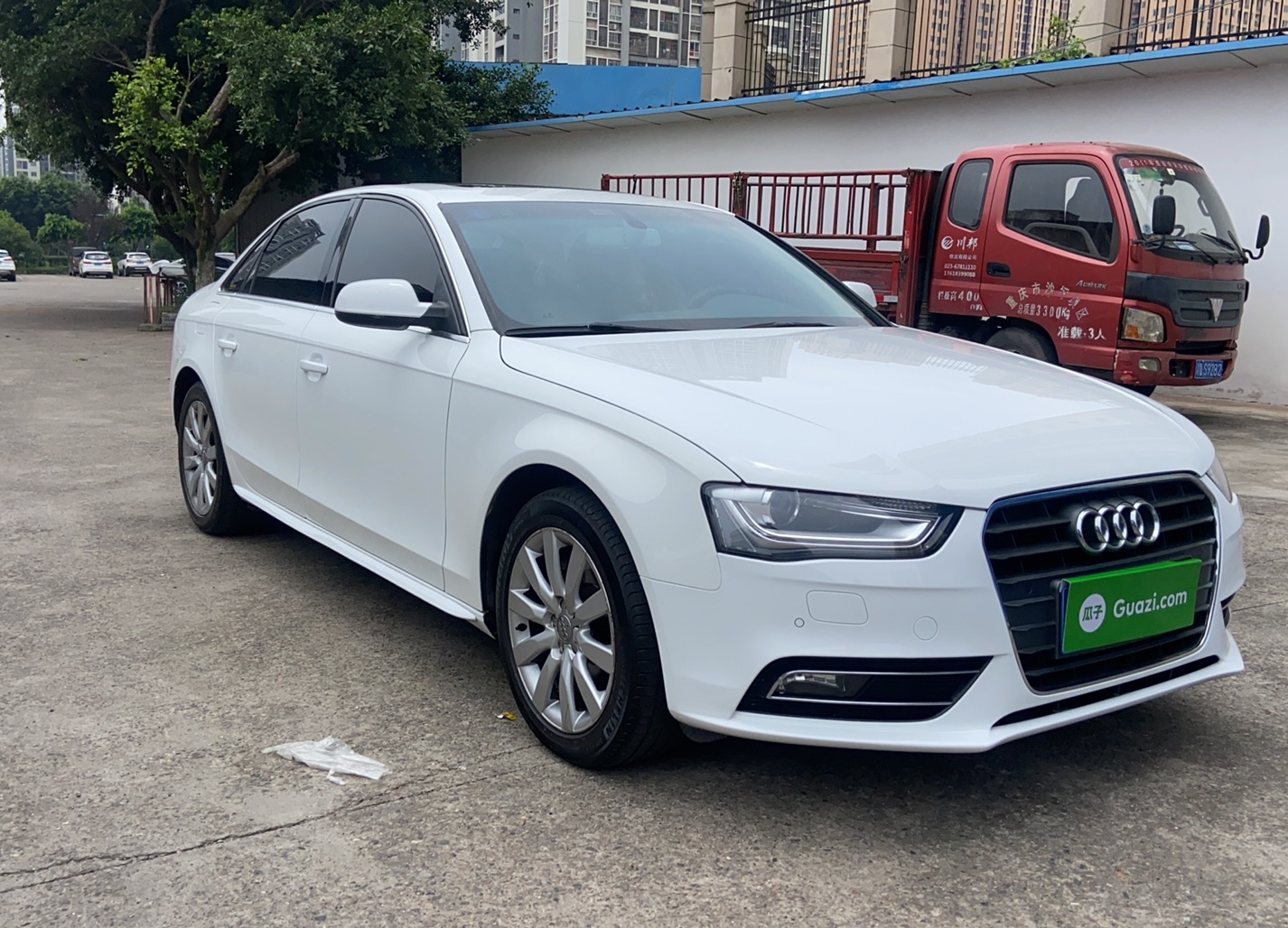 奥迪A4L 2013款 35 TFSI 自动舒适型