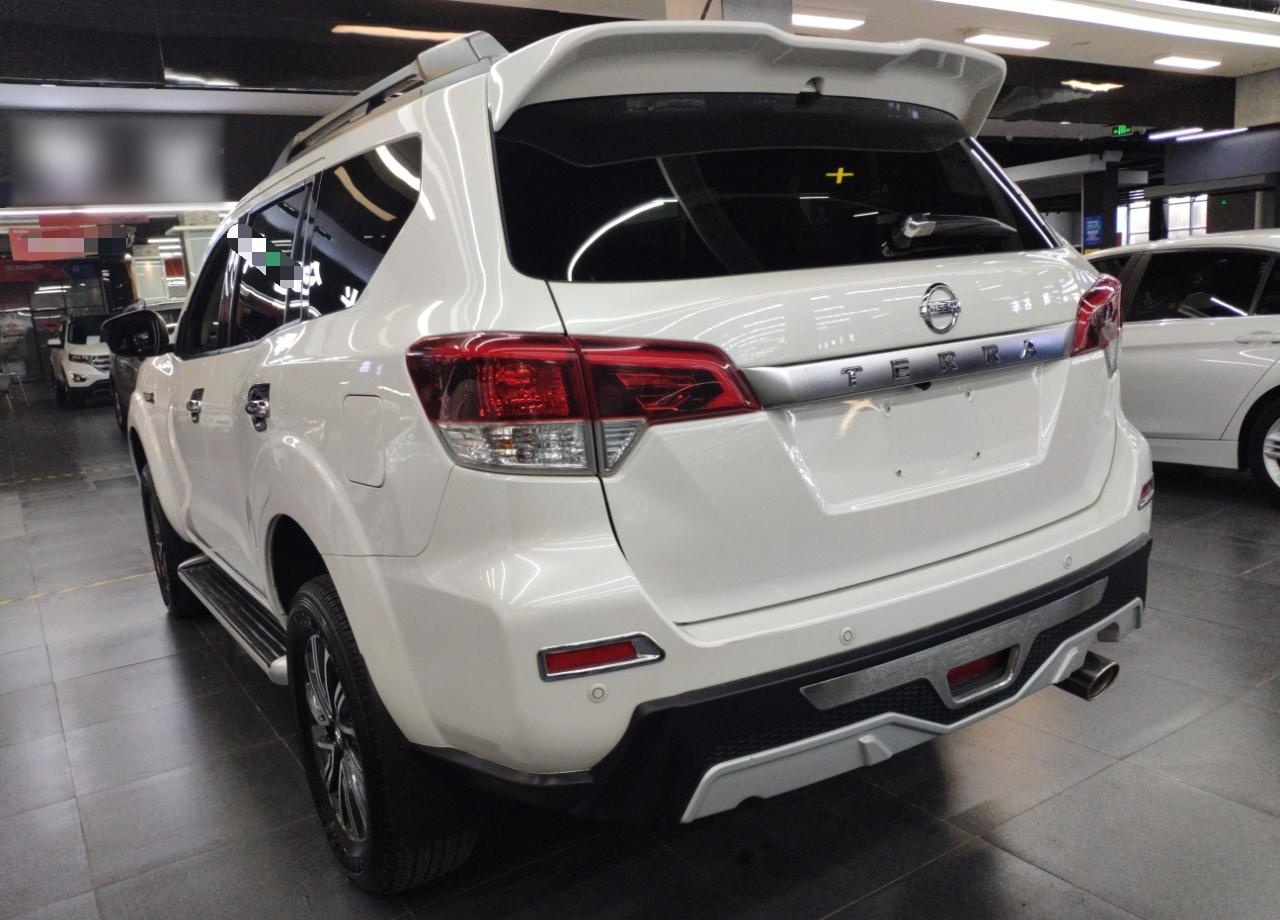 日产 途达 2020款 2.5L 自动四驱豪华版