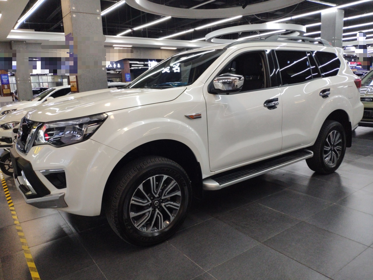 日产 途达 2020款 2.5L 自动四驱豪华版