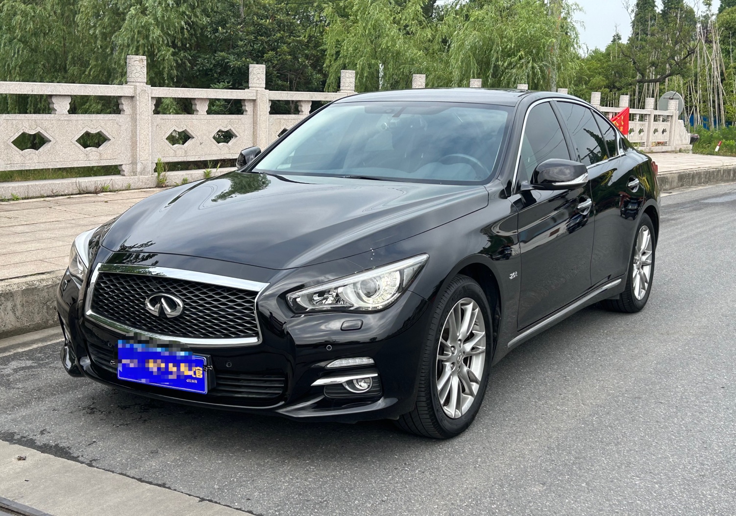 英菲尼迪Q50L 2016款 2.0T 进取版