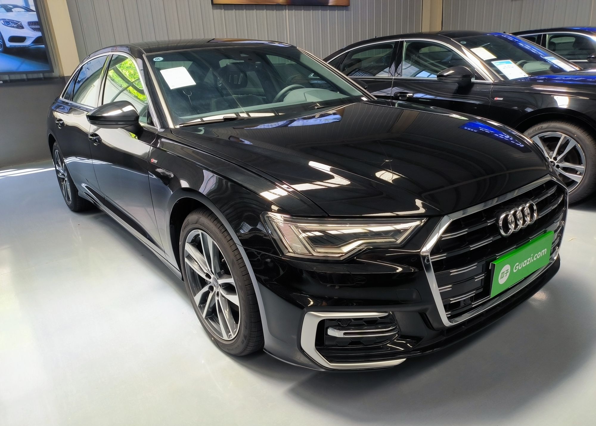 奥迪A6L 2023款 40 TFSI 豪华动感型