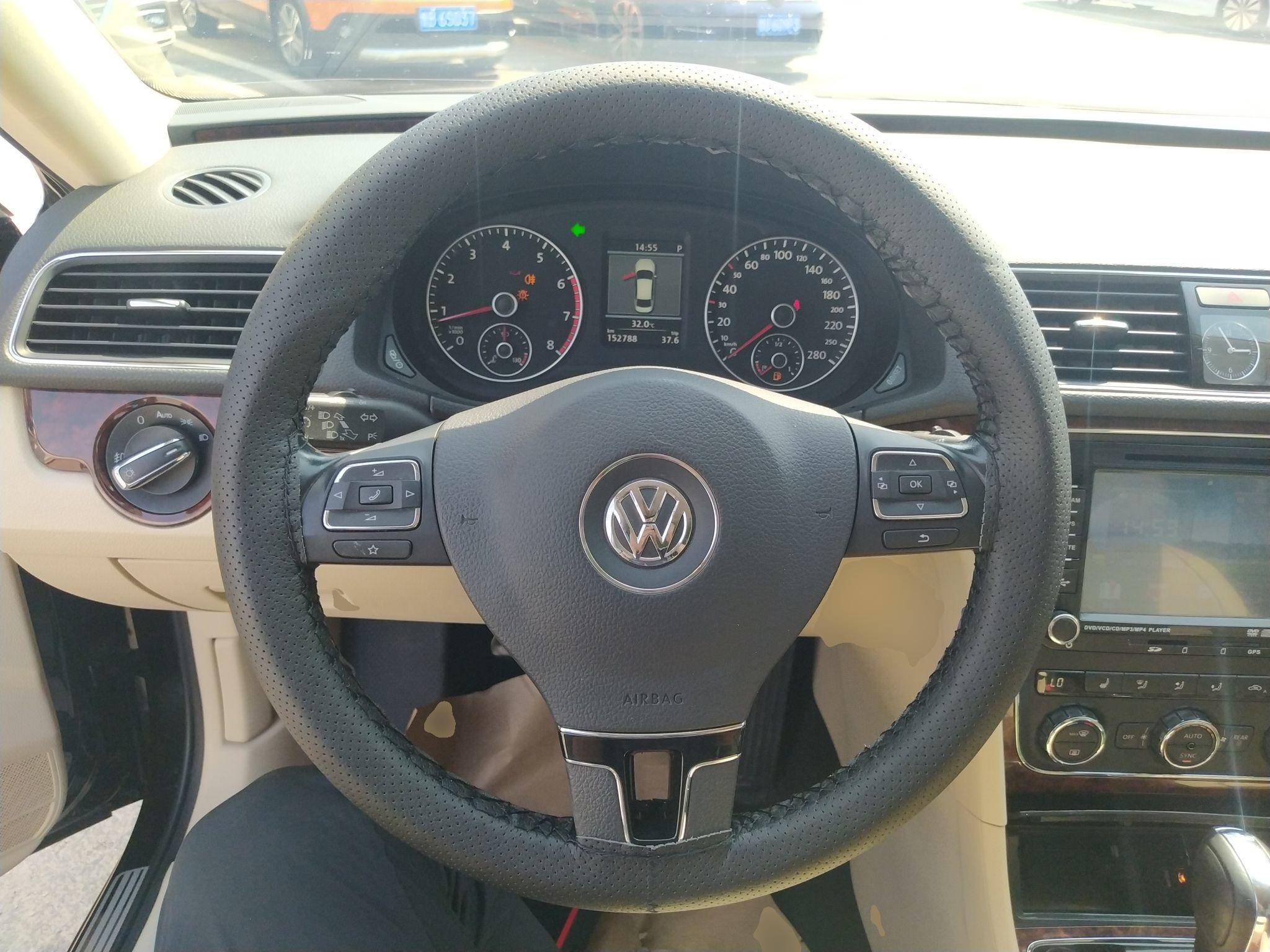 大众 帕萨特 2013款 1.8TSI DSG御尊版