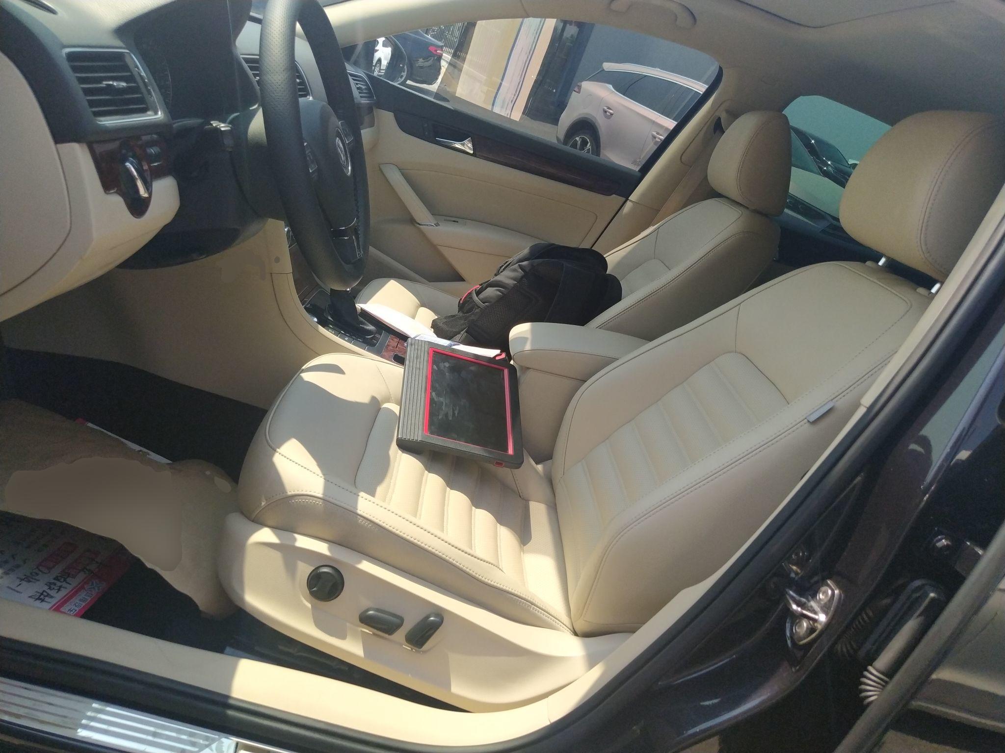 大众 帕萨特 2013款 1.8TSI DSG御尊版