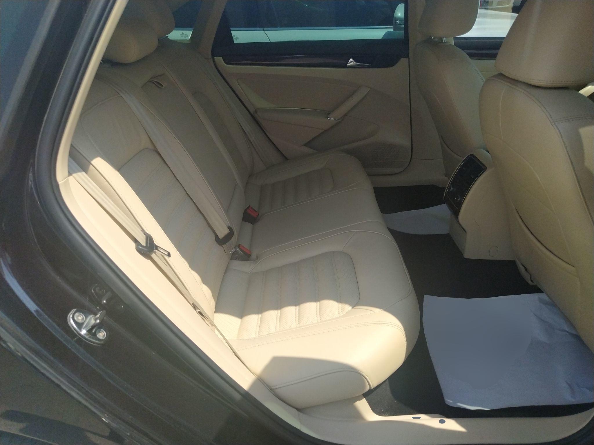 大众 帕萨特 2013款 1.8TSI DSG御尊版