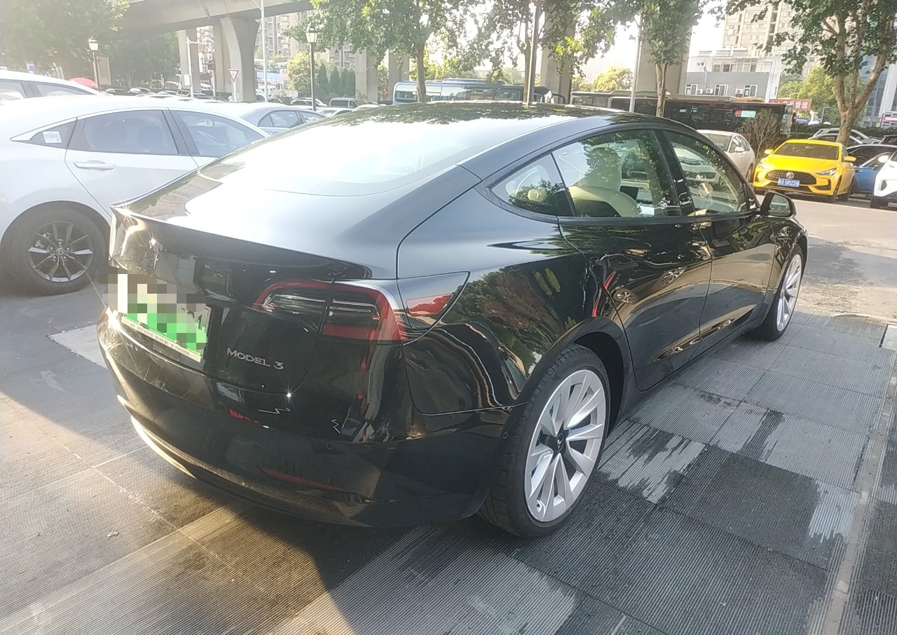 特斯拉 Model 3 2021款 标准续航后驱升级版 3D6