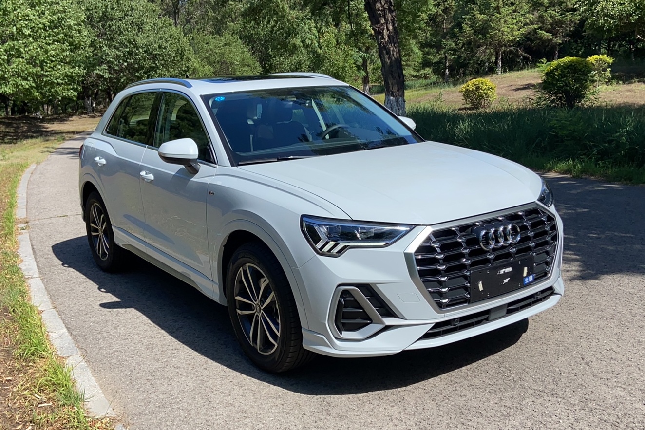 奥迪Q3 2023款  35 TFSI 进取动感型