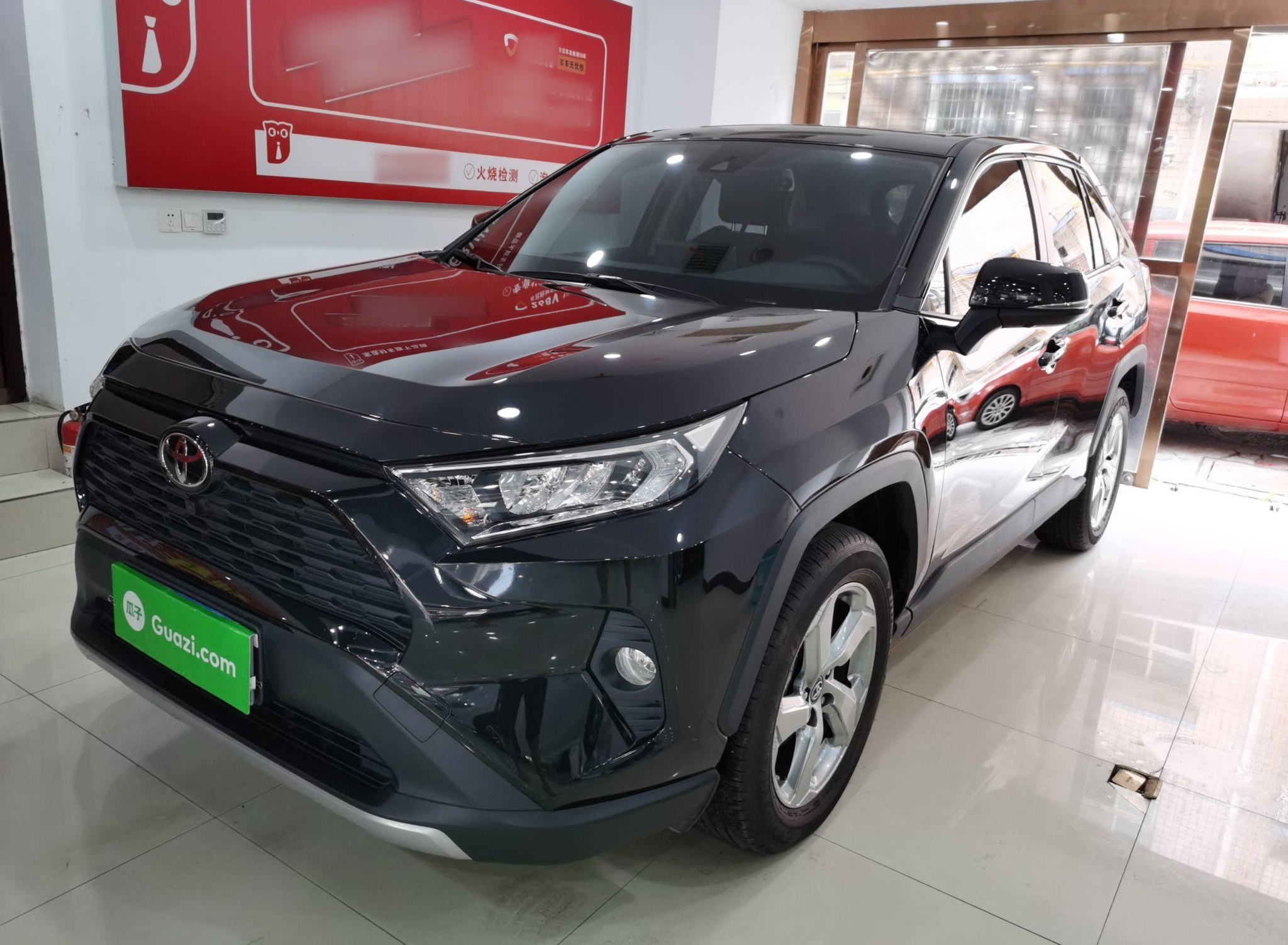 丰田 RAV4 2021款 2.0L CVT两驱风尚版