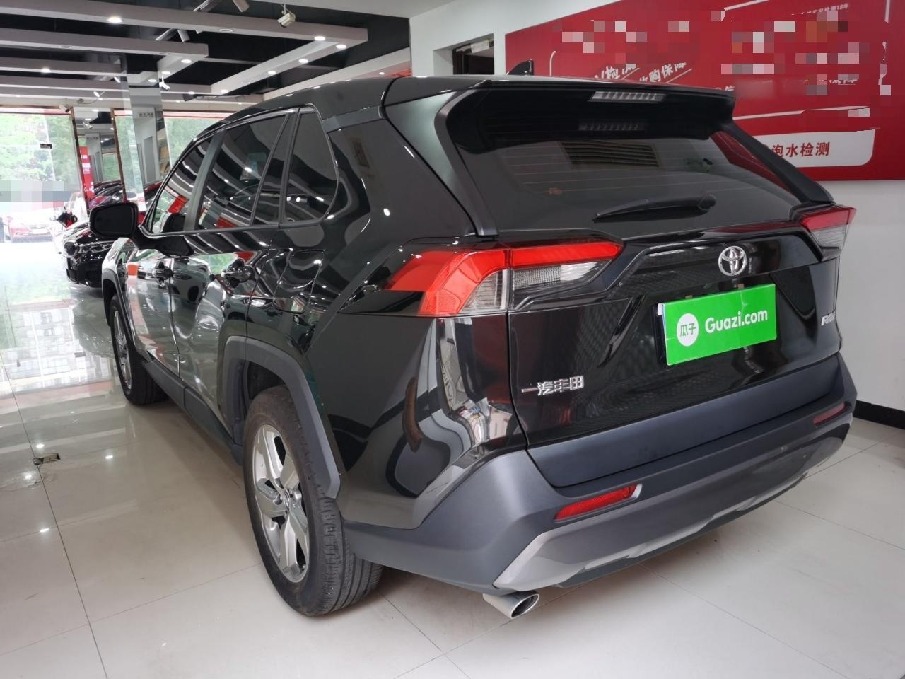 丰田 RAV4 2021款 2.0L CVT两驱风尚版