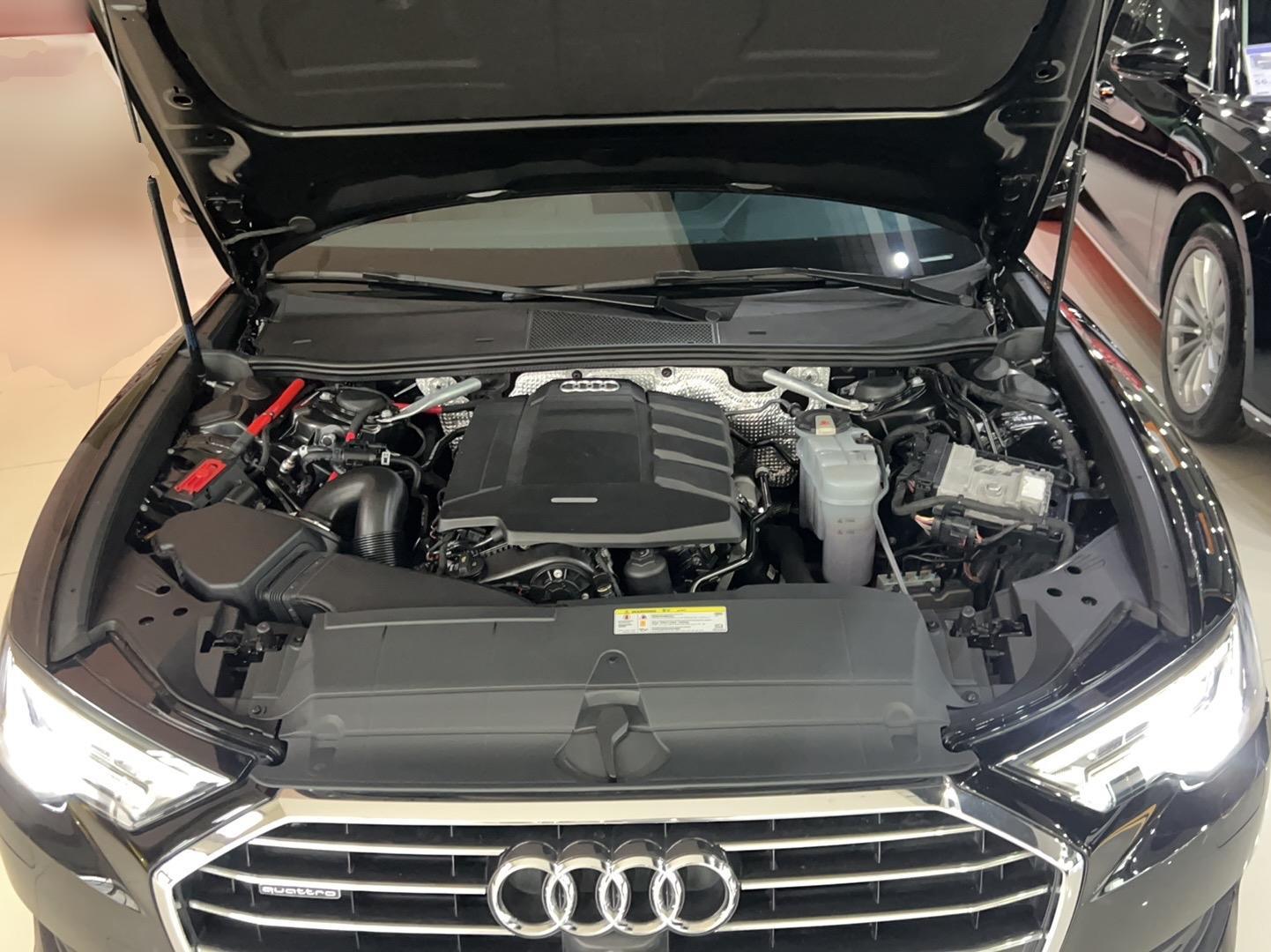 奥迪A6L 2019款 45 TFSI quattro 臻选致雅型