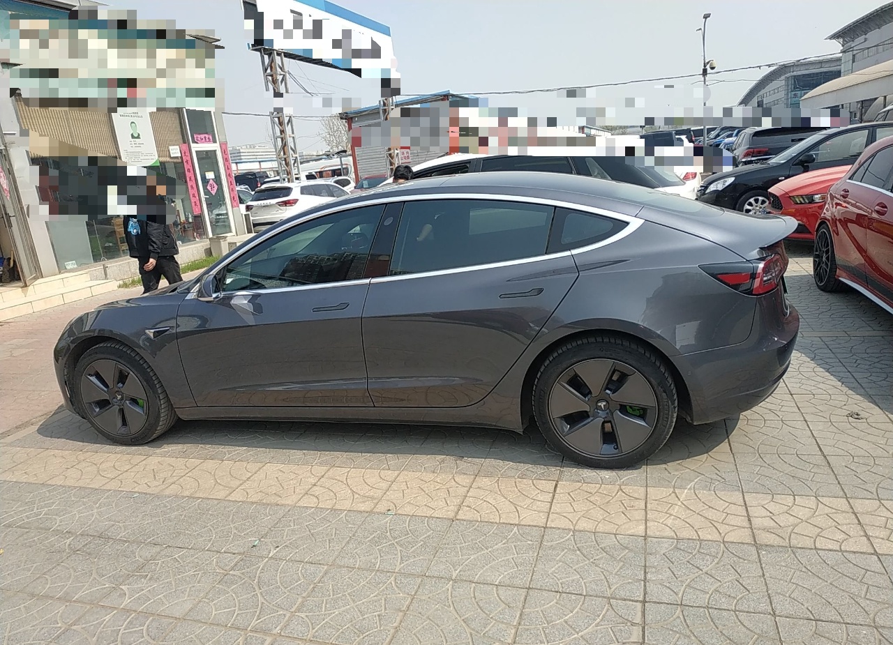 特斯拉 Model 3 2019款 标准续航后驱升级版