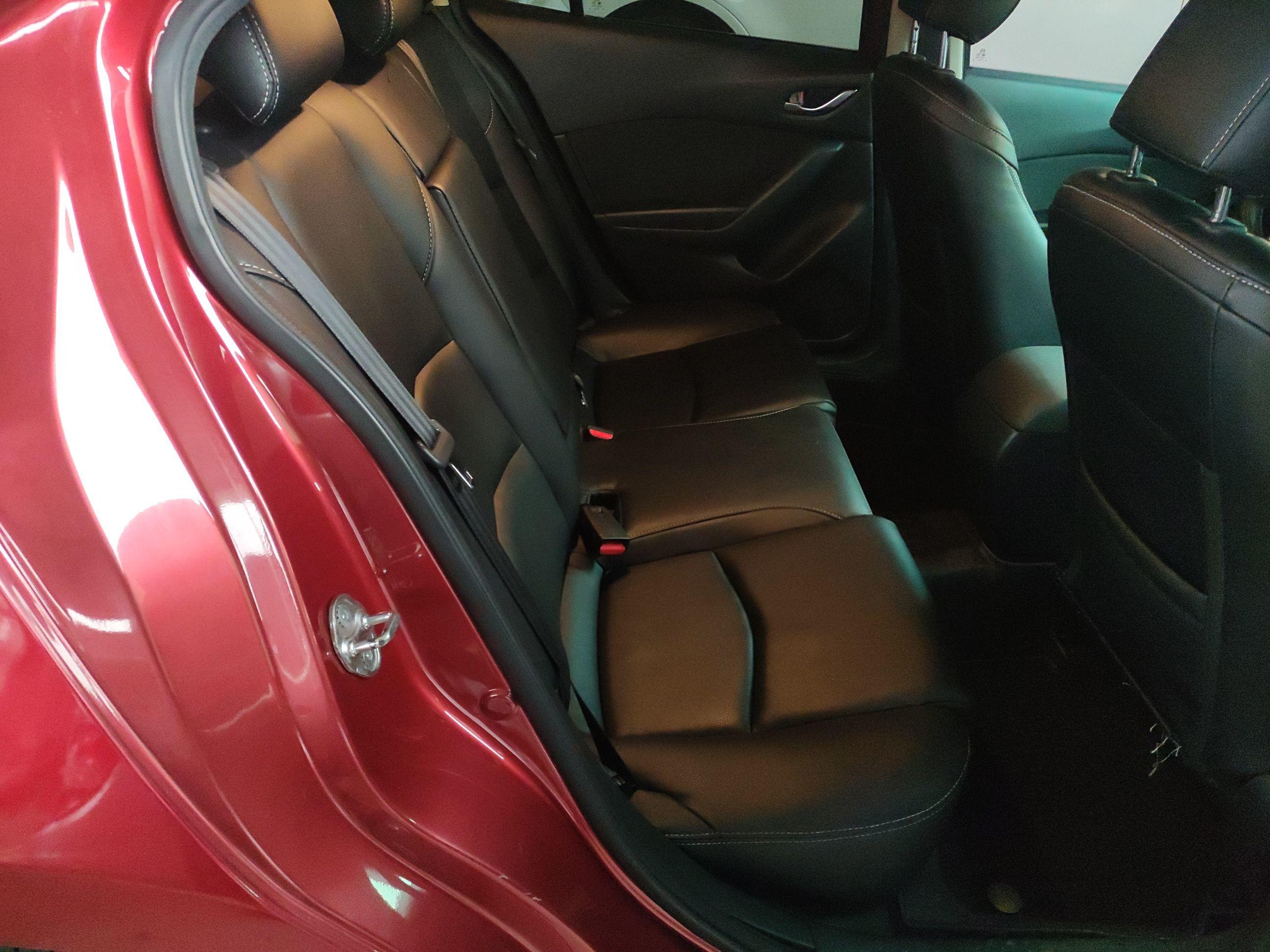 马自达 昂克赛拉 2014款 三厢 1.5L 自动豪华型