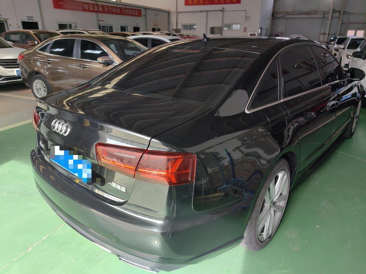 奥迪A6L 2015款 30 FSI 百万纪念舒享型