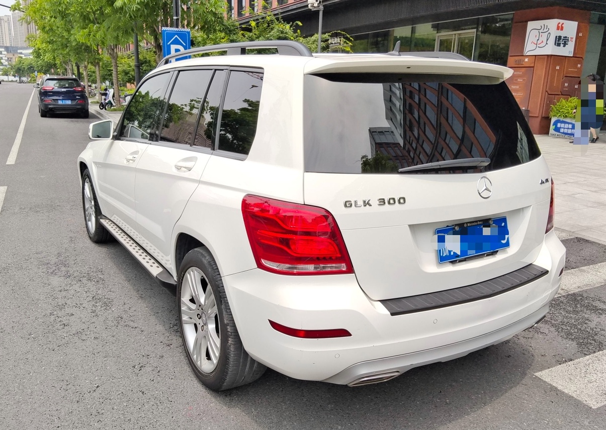 奔驰GLK级 2013款 GLK 300 4MATIC 动感型