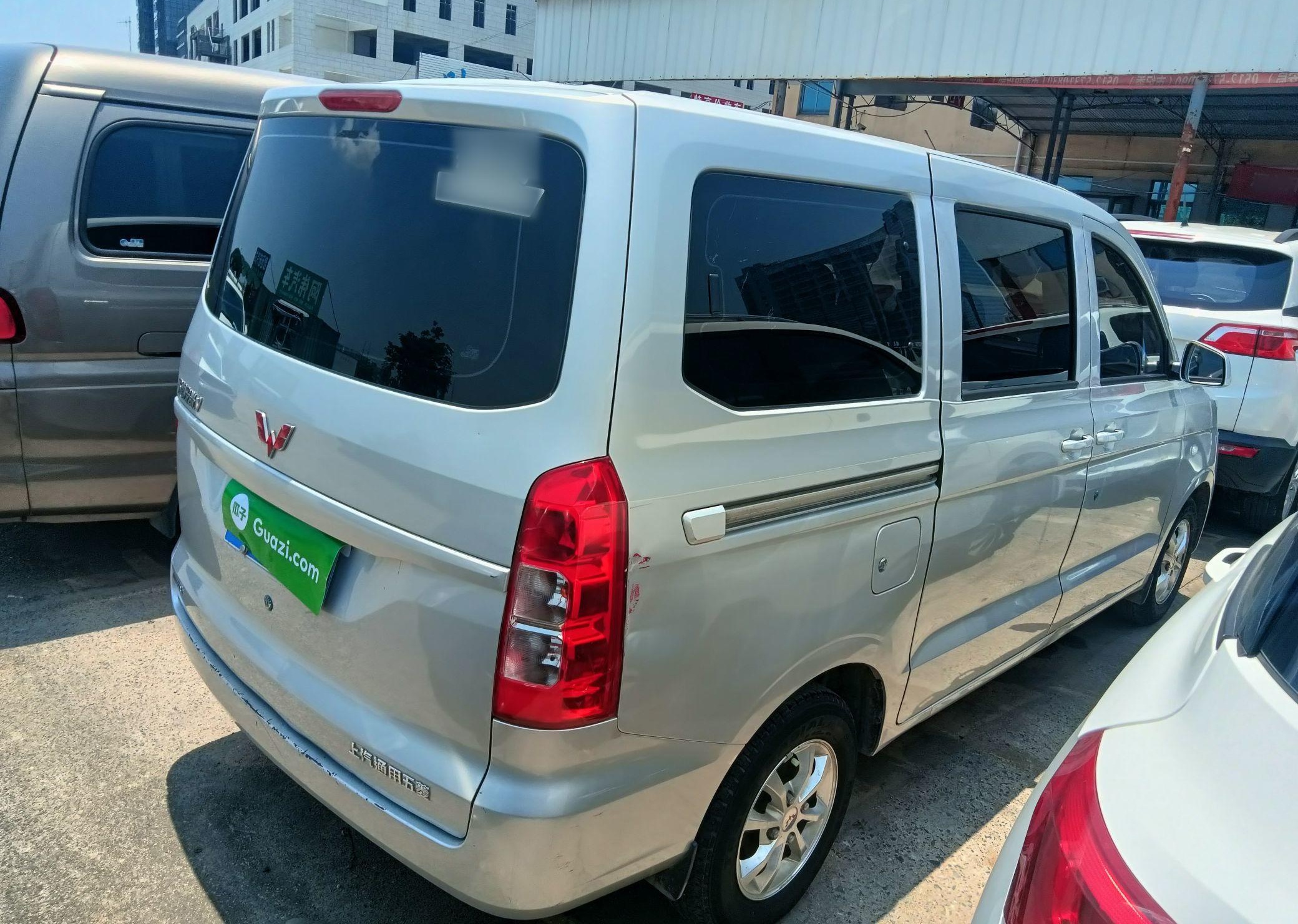 五菱汽车 五菱宏光V 2019款 1.5L劲享版国VI LAR