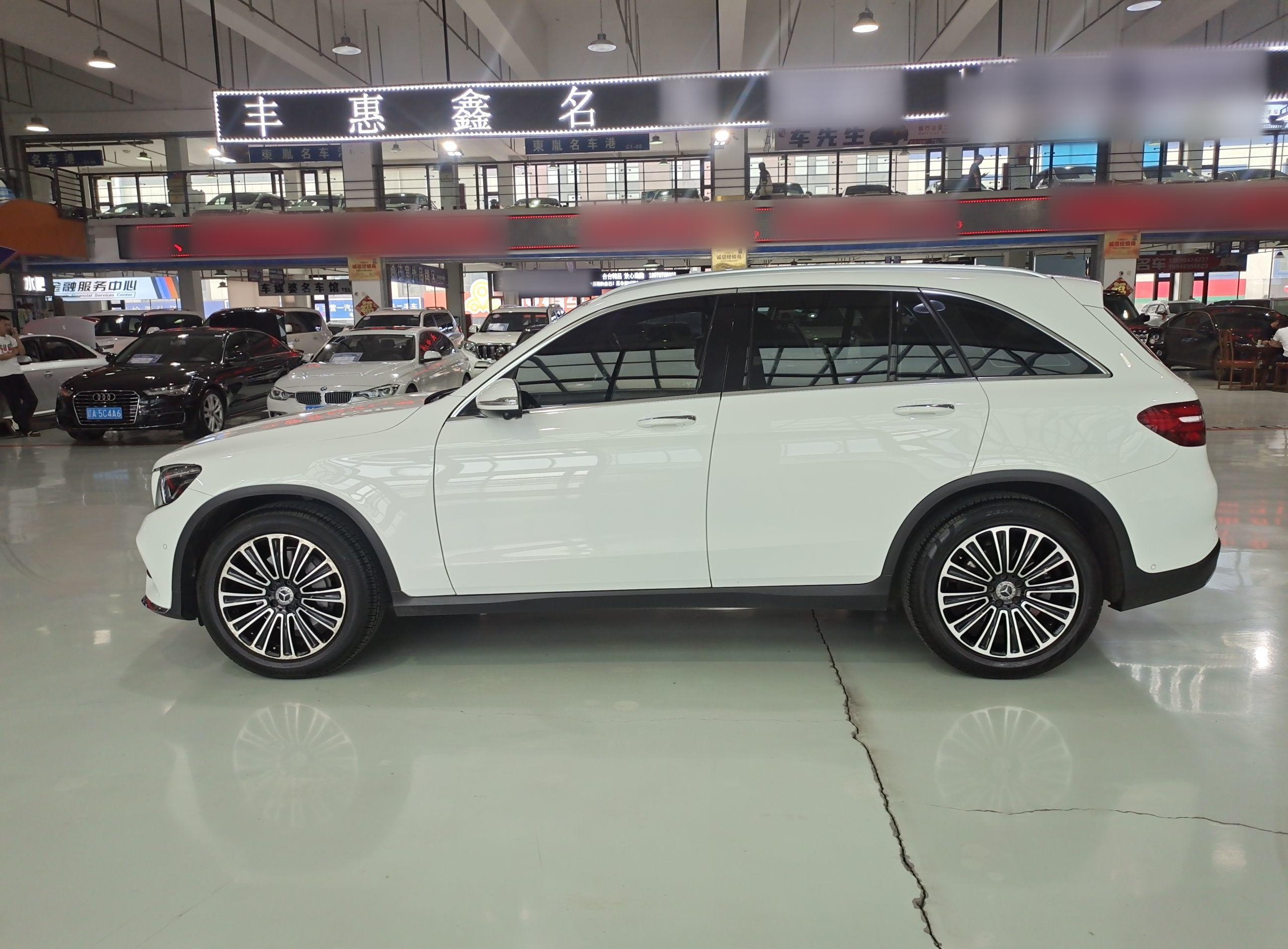 奔驰GLC级 2018款 改款 GLC 260 4MATIC 动感型