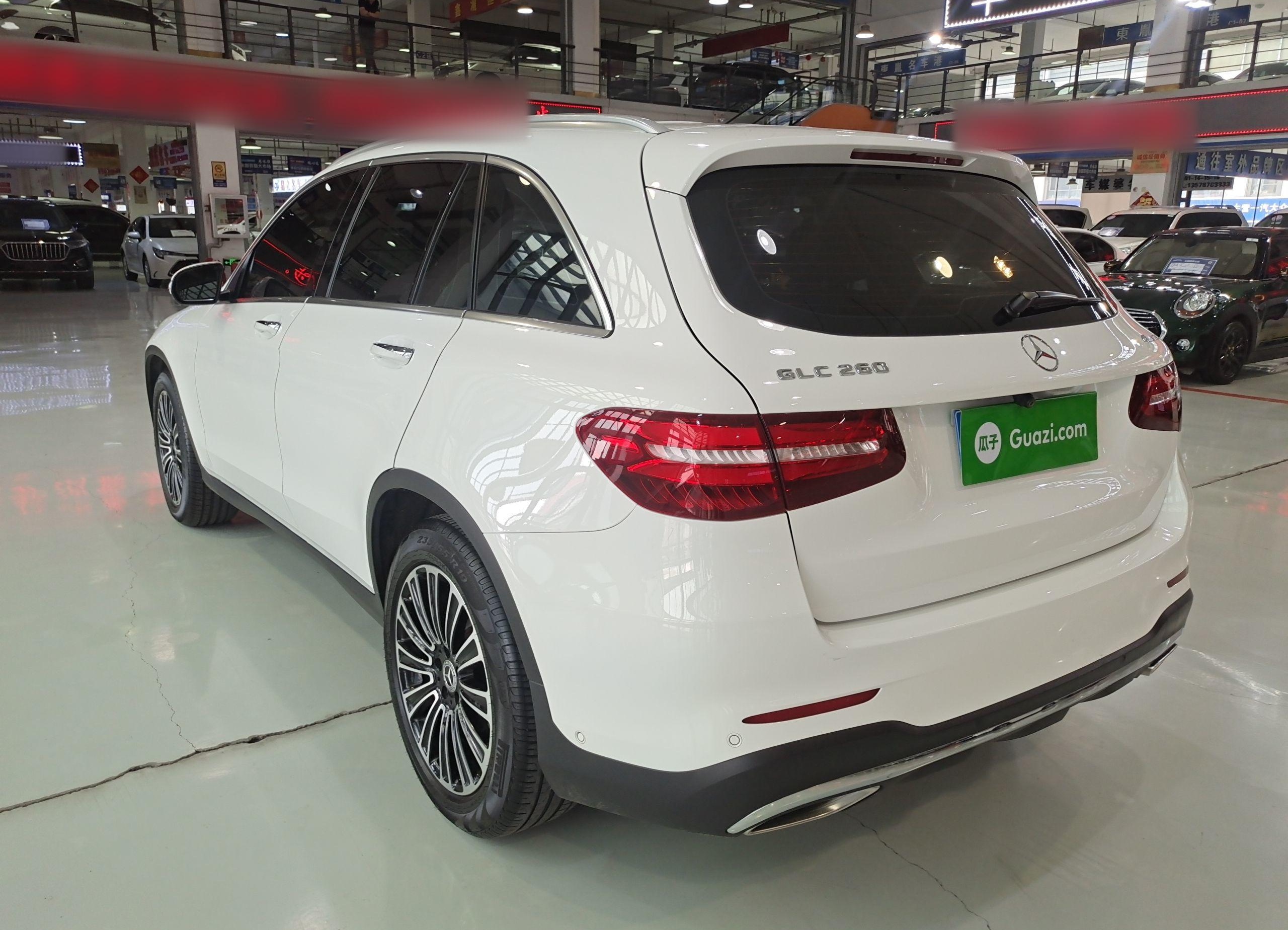 奔驰GLC级 2018款 改款 GLC 260 4MATIC 动感型