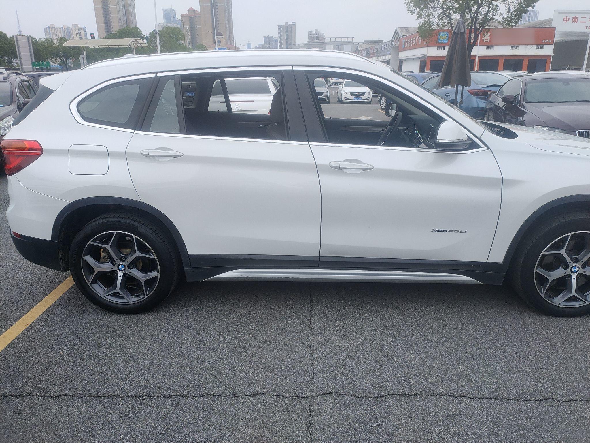 宝马X1 2018款 xDrive20Li 尊享型