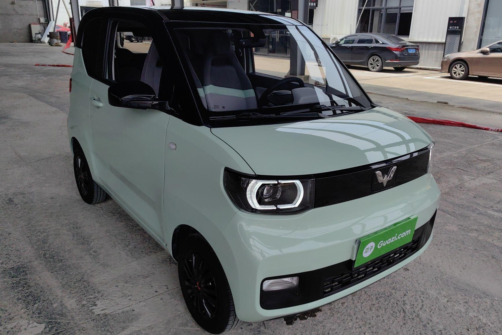 五菱汽车 宏光MINI EV 2021款 马卡龙臻享款 磷酸铁锂