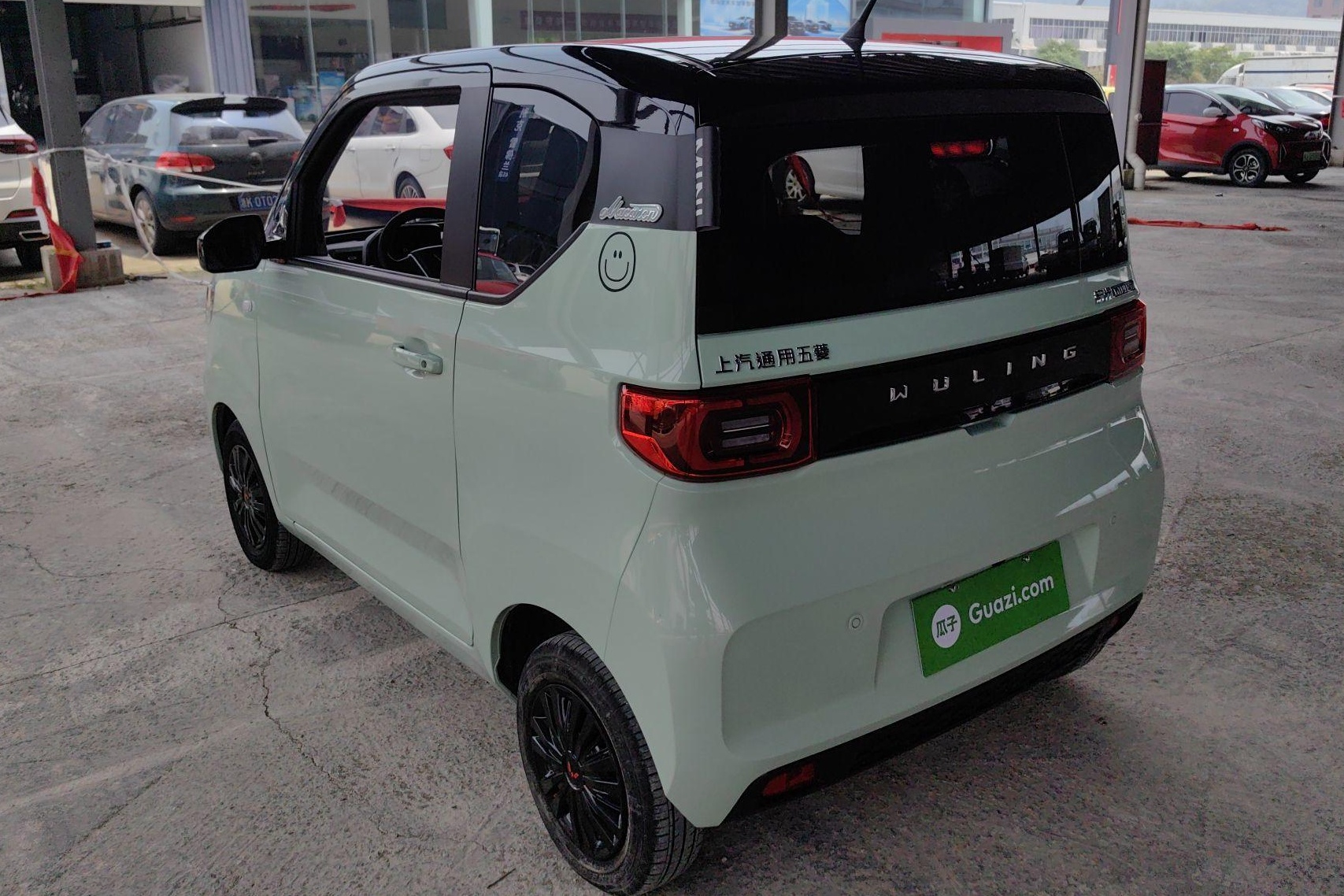 五菱汽车 宏光MINI EV 2021款 马卡龙臻享款 磷酸铁锂