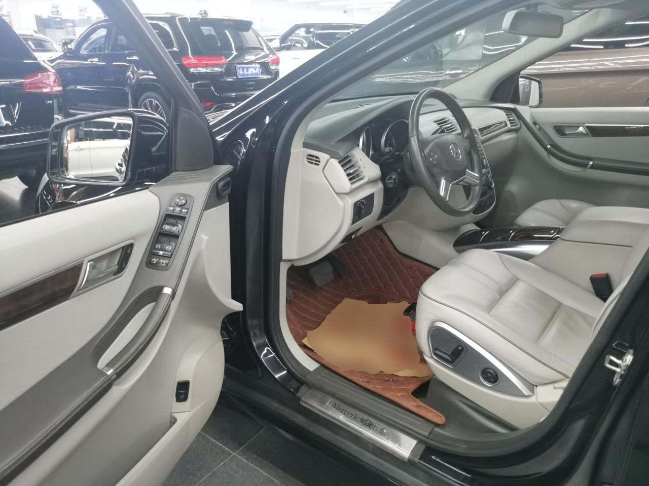 奔驰R级 2010款 R 350 L 4MATIC(进口)