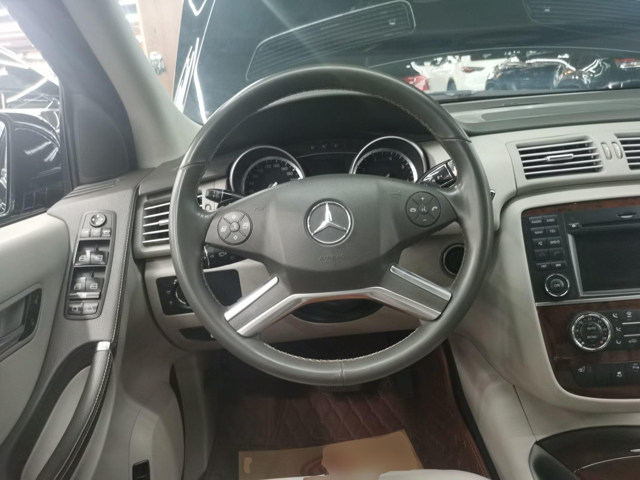 奔驰R级 2010款 R 350 L 4MATIC(进口)