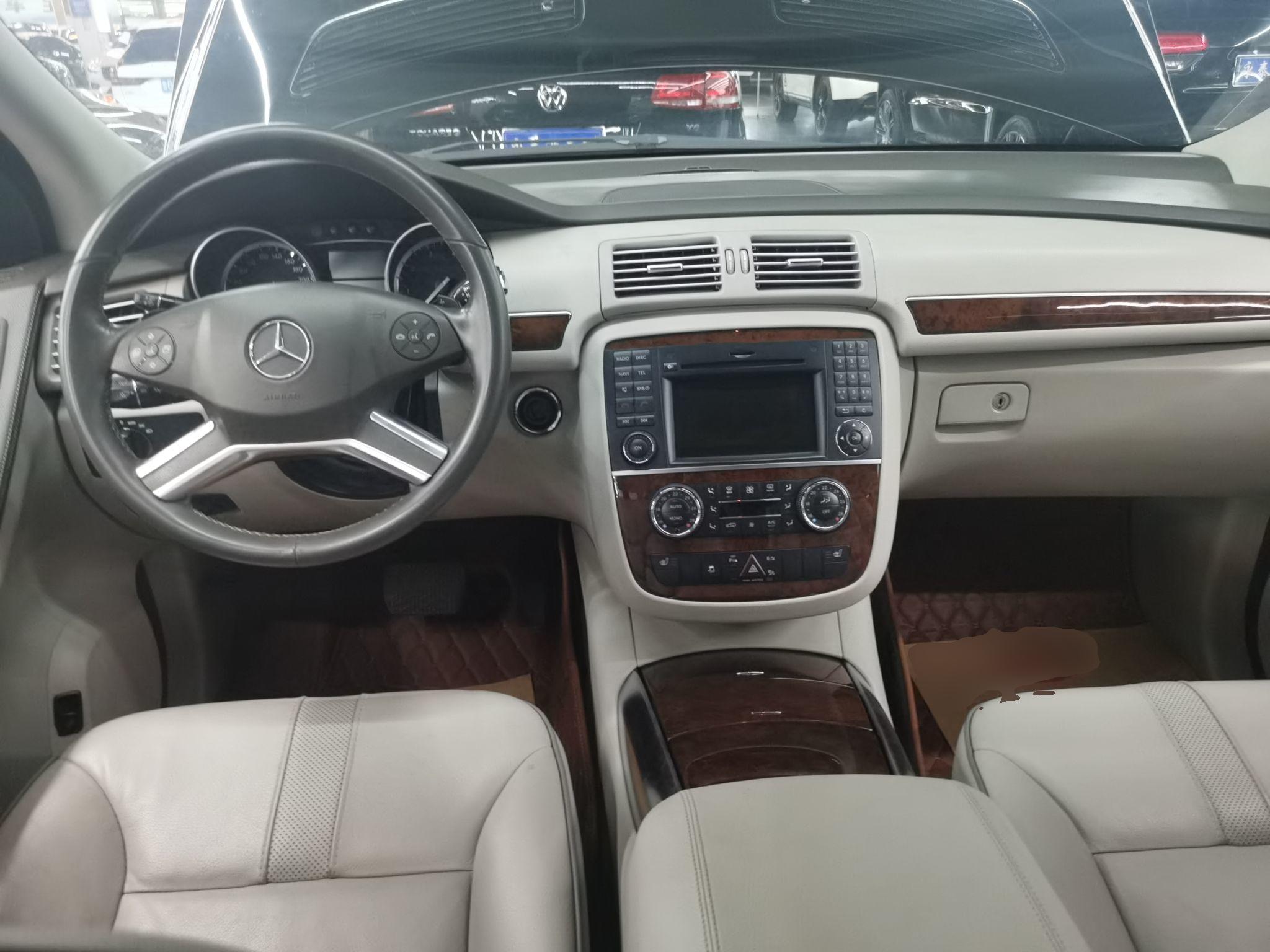 奔驰R级 2010款 R 350 L 4MATIC(进口)