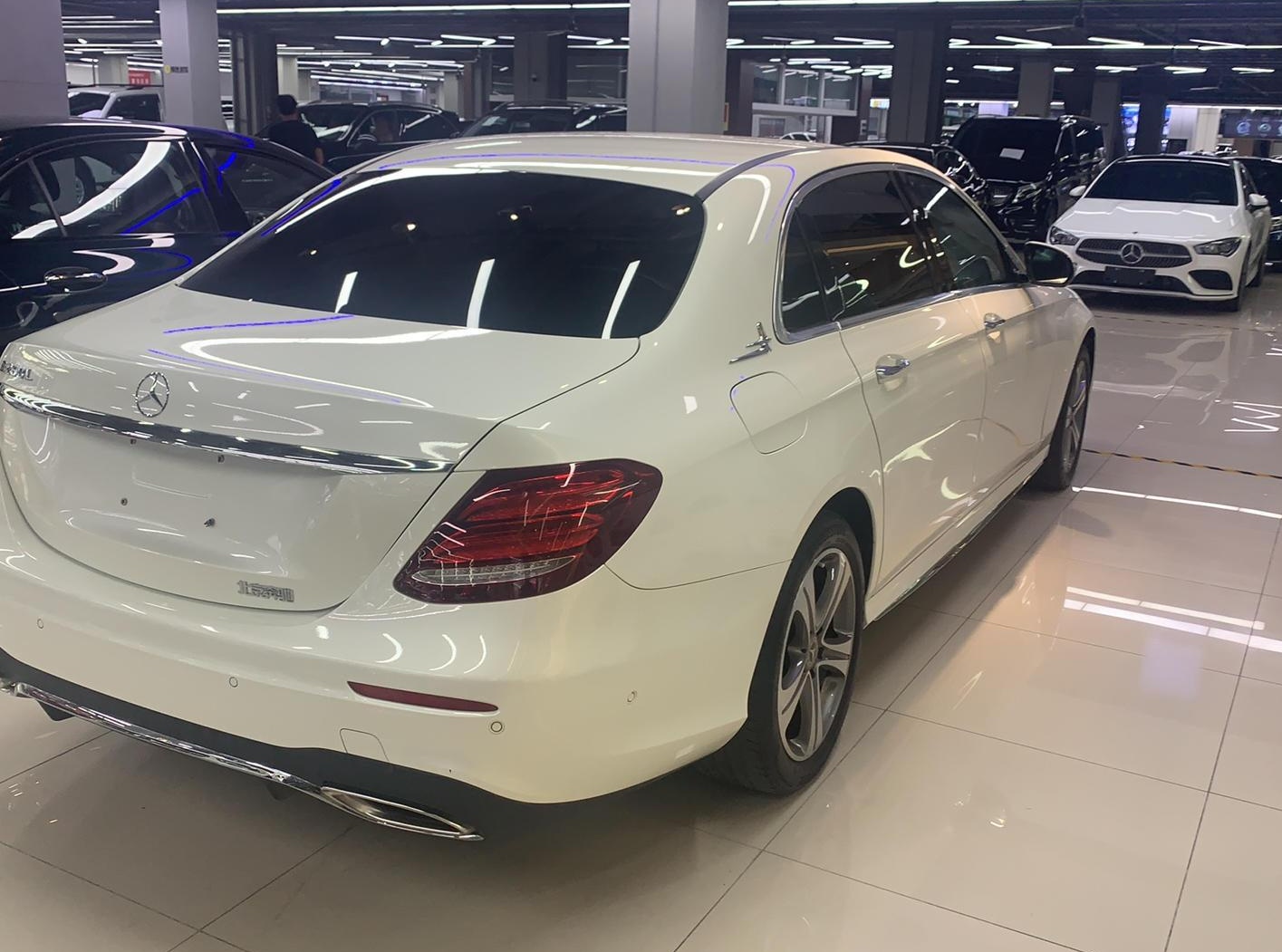 奔驰E级 2019款 E 260 L 运动型