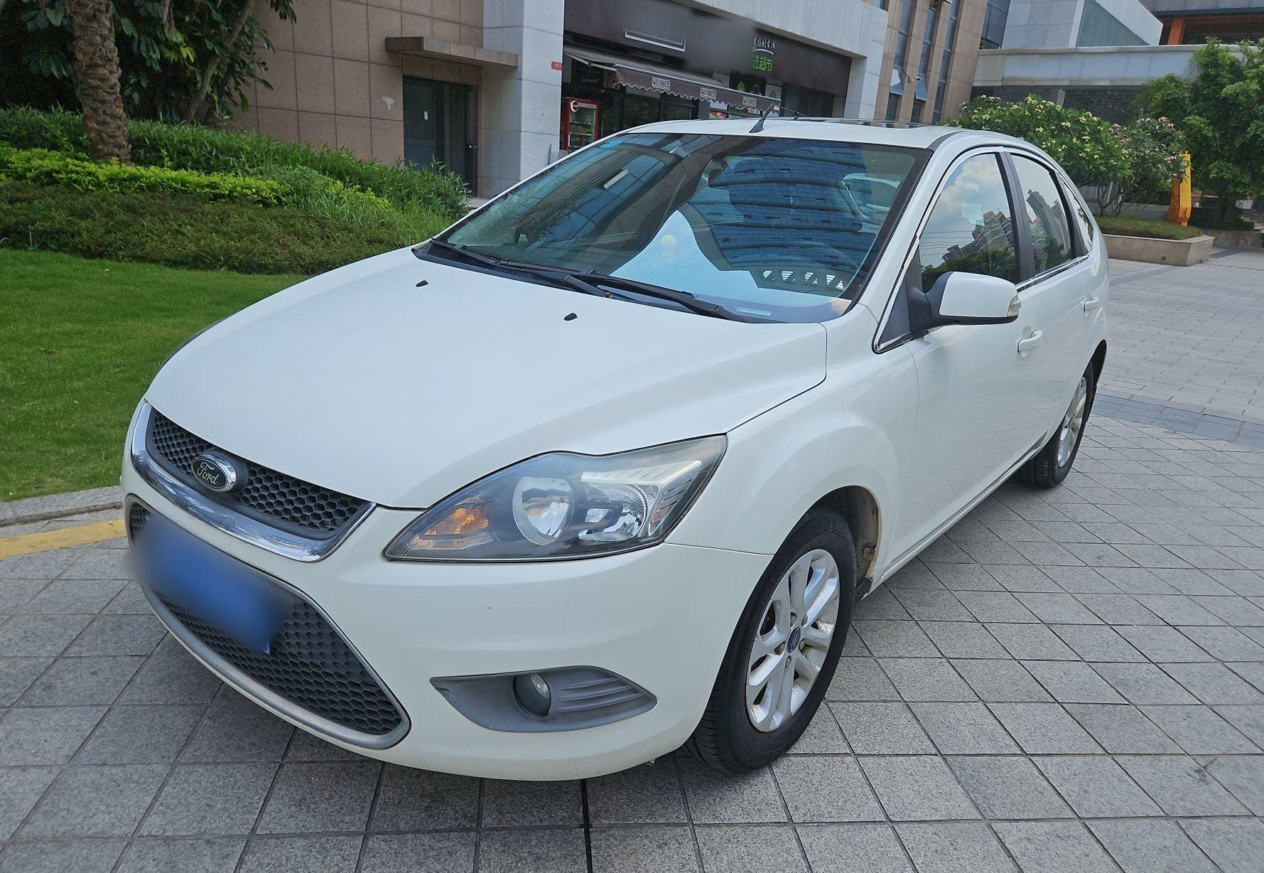 福特 福克斯 2013款 两厢经典 1.8L 自动百万纪念版