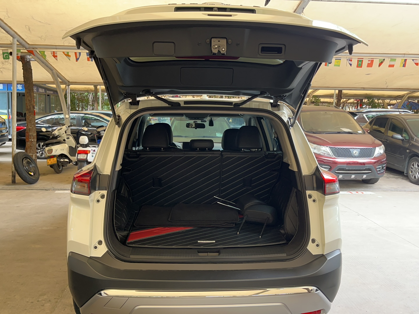 日产 奇骏 2022款 VC-Turbo 300 CVT 2WD星月限定版