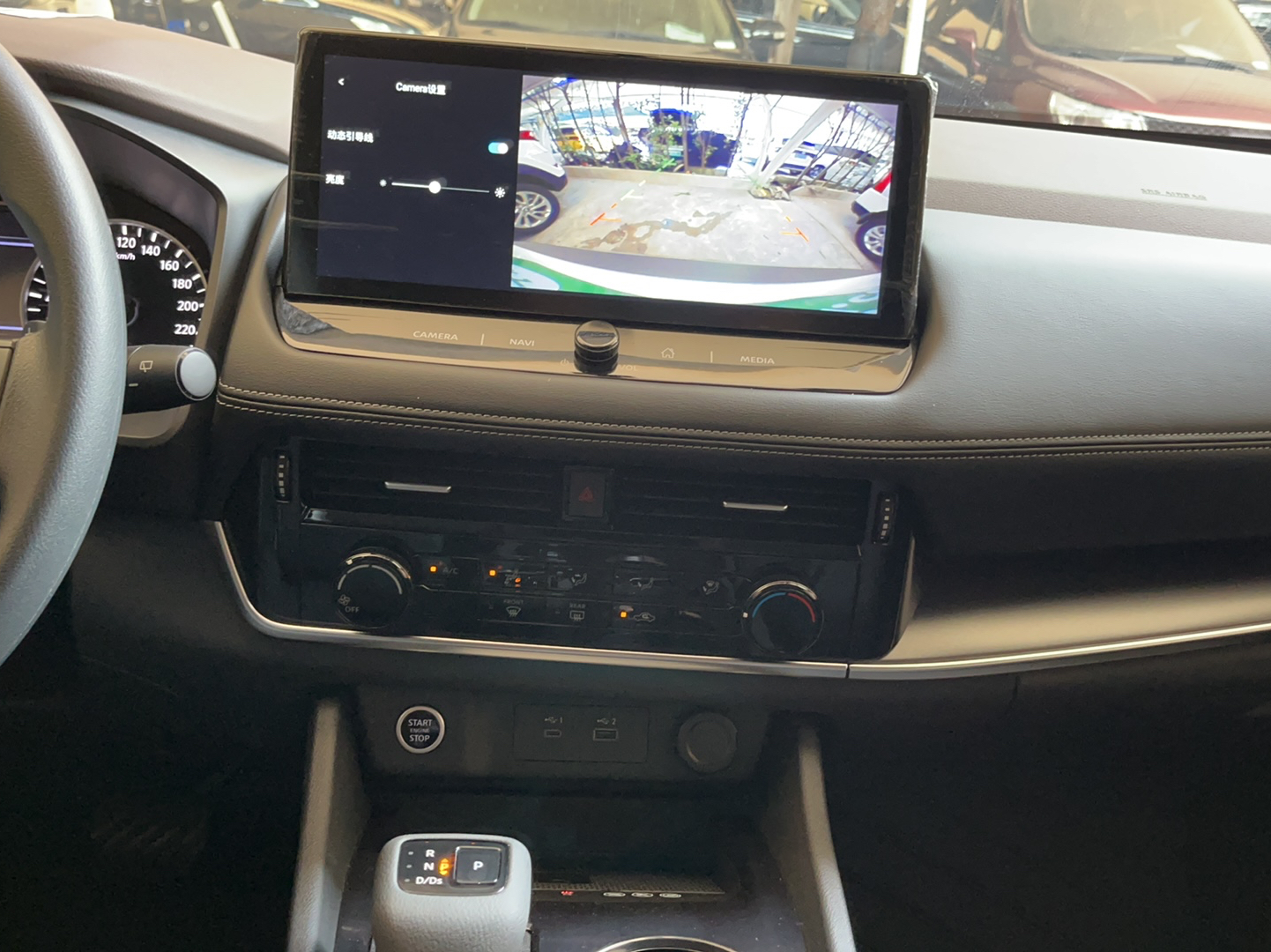 日产 奇骏 2022款 VC-Turbo 300 CVT 2WD星月限定版