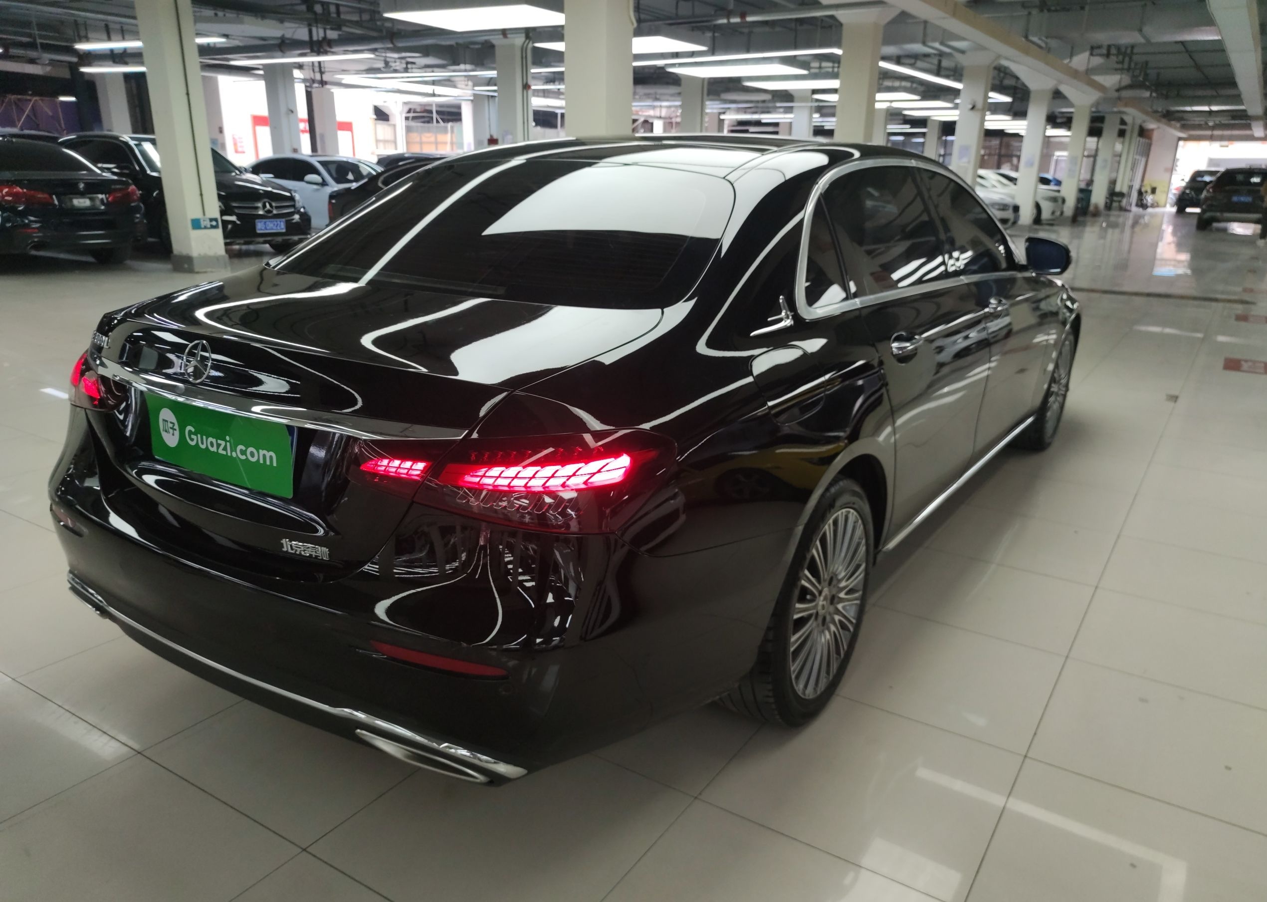 奔驰E级 2021款 E 300 L 时尚型